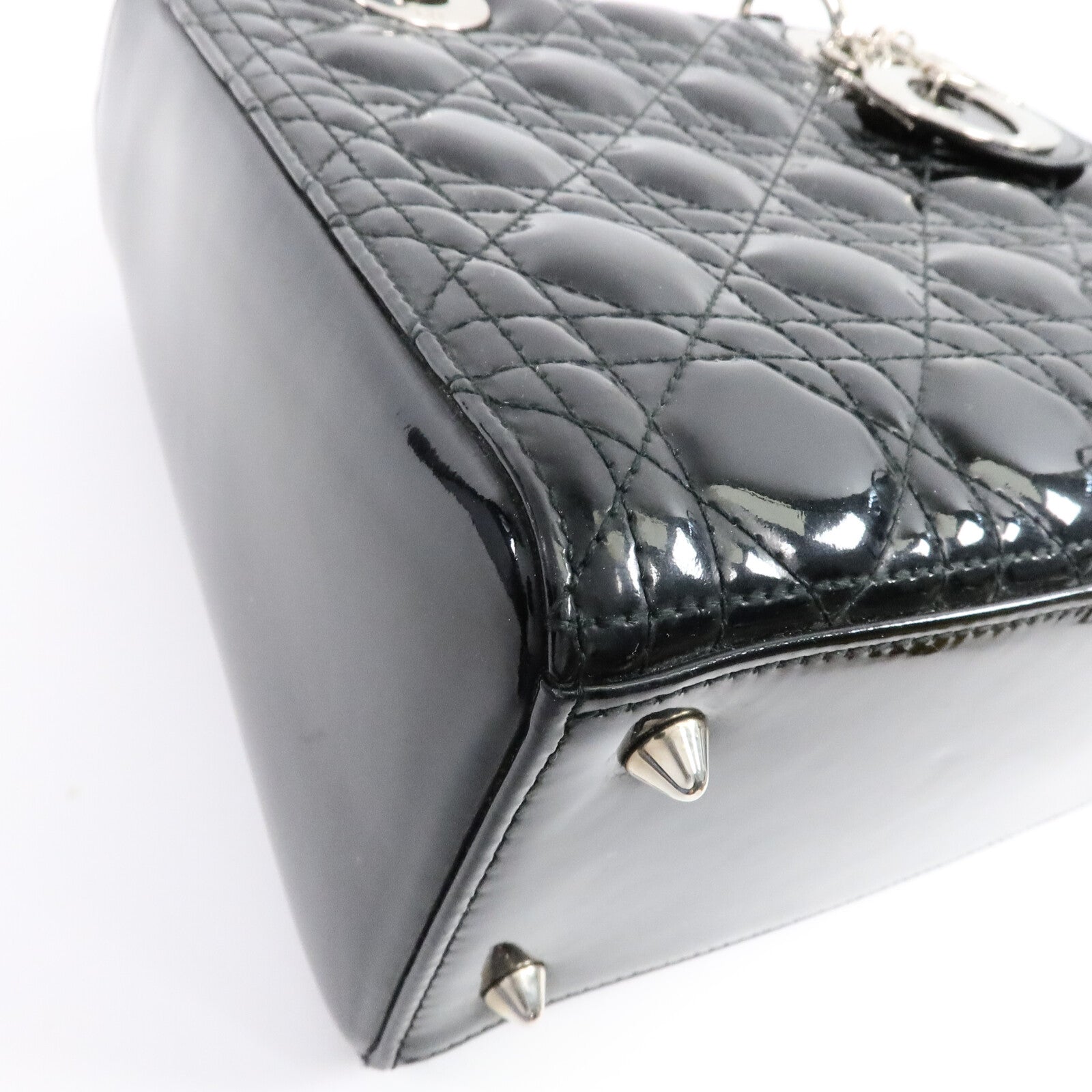 Dior 漆皮皮革Lady Dior Medium金扣手挽肩背兩用袋