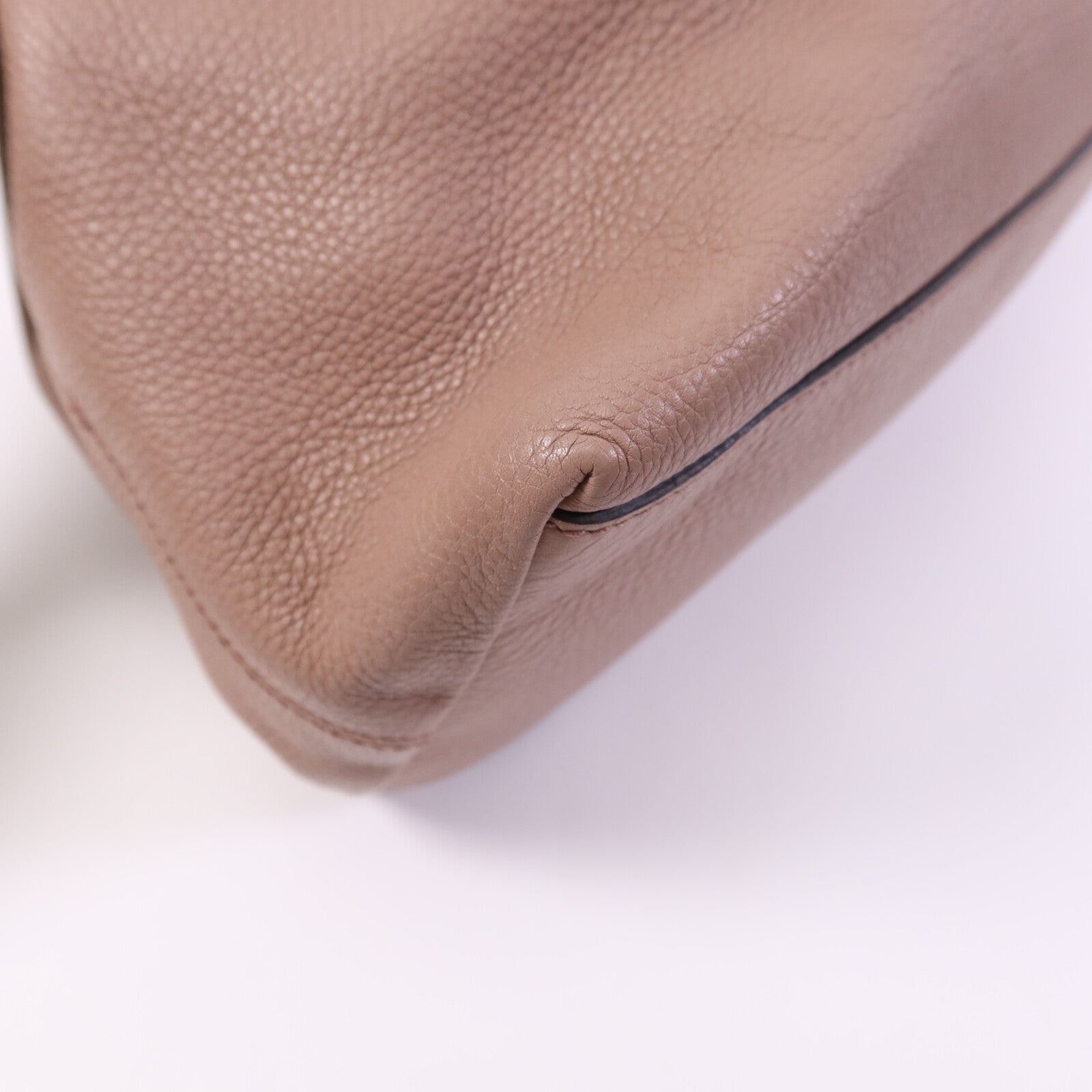 GUCCI 牛皮皮革Shoulder Bag金扣鏈帶肩背袋