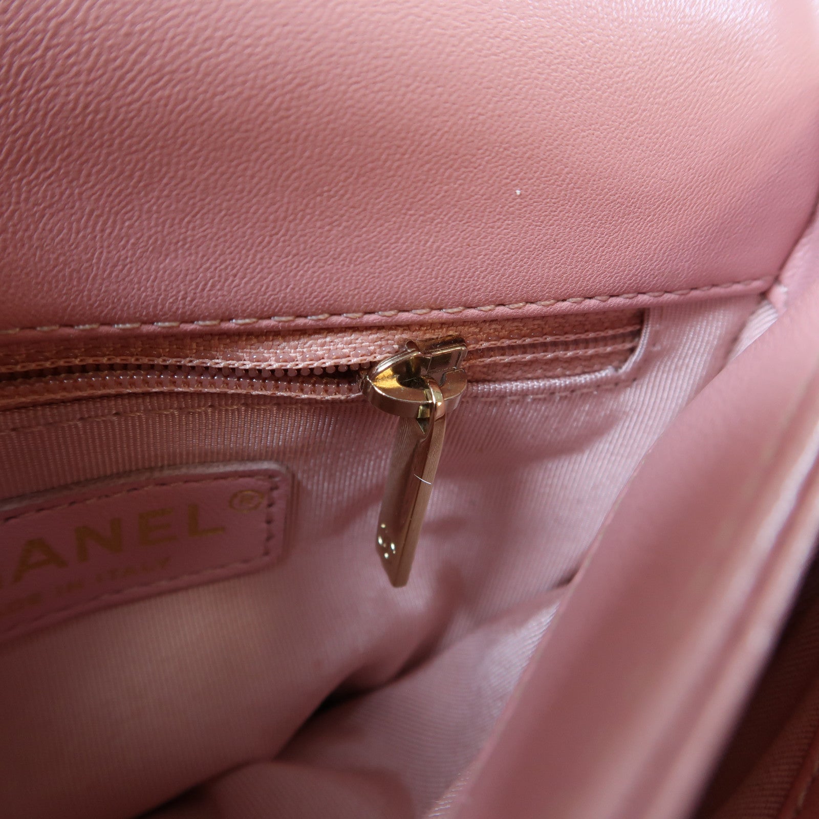 CHANEL 菱格羊皮皮革Mini Flap Bag金扣手挽肩背兩用袋粉紅色