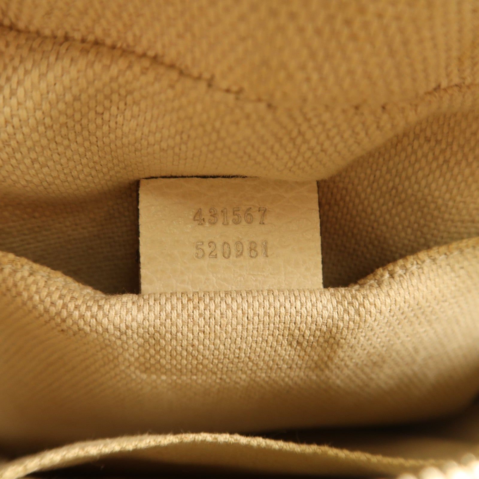 GUCCI 牛皮皮革Shoulder Bag金扣肩背袋