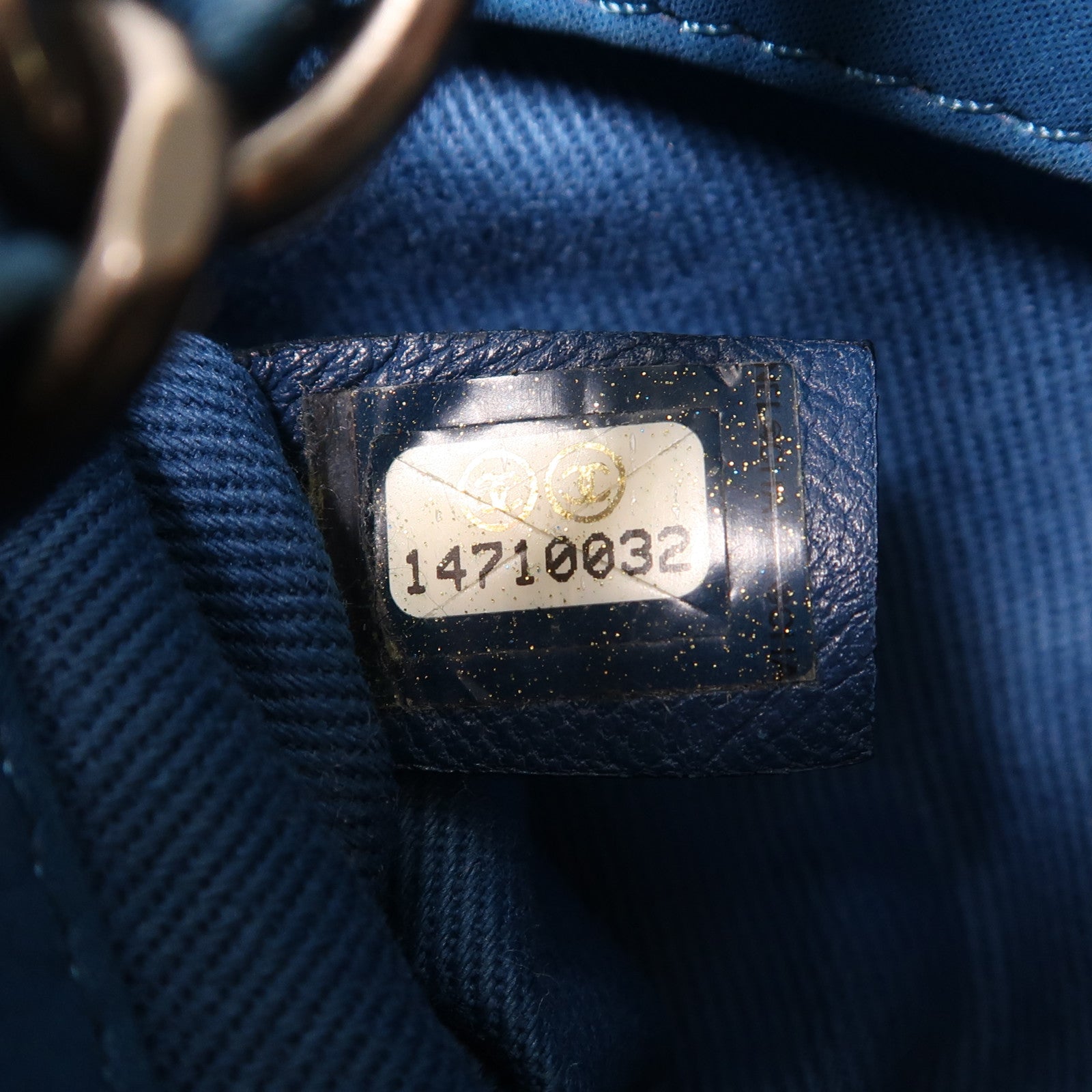 CHANEL 牛皮皮革Hand Bag銀扣鏈帶肩背袋