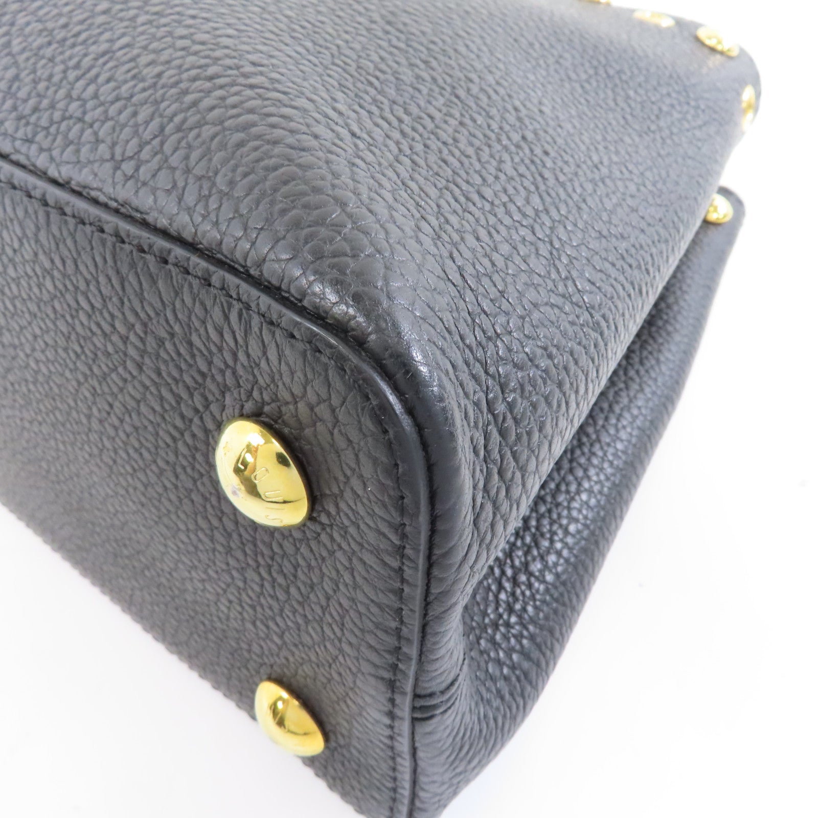 LOUIS VUITTON 牛皮皮革Capucines MM金扣手挽肩背兩用袋黑色
