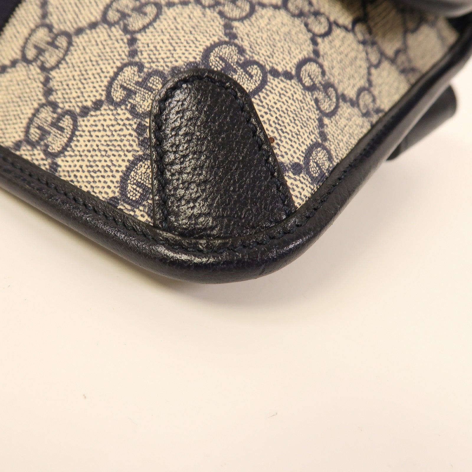 GUCCI 【激減優惠】塗層帆布Ophidia GG銀扣腰包黑色