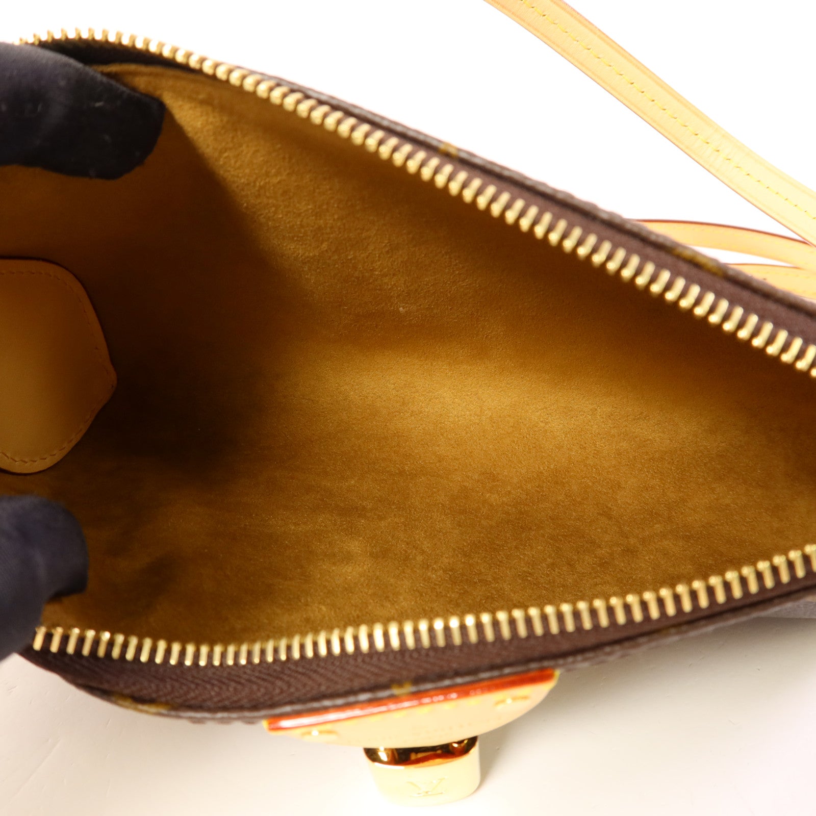 LOUIS VUITTON Monogram Pochette Tirette金扣手挽肩背兩用袋