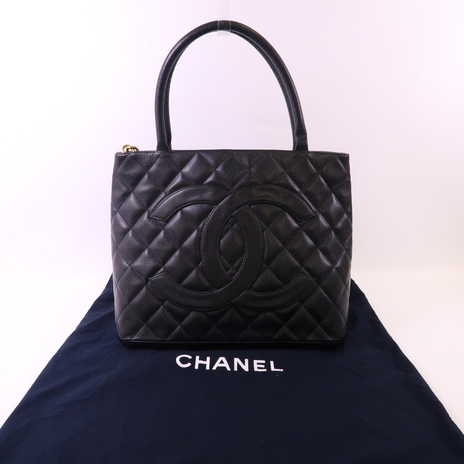 CHANEL 牛皮皮革Handbag金扣手挽袋