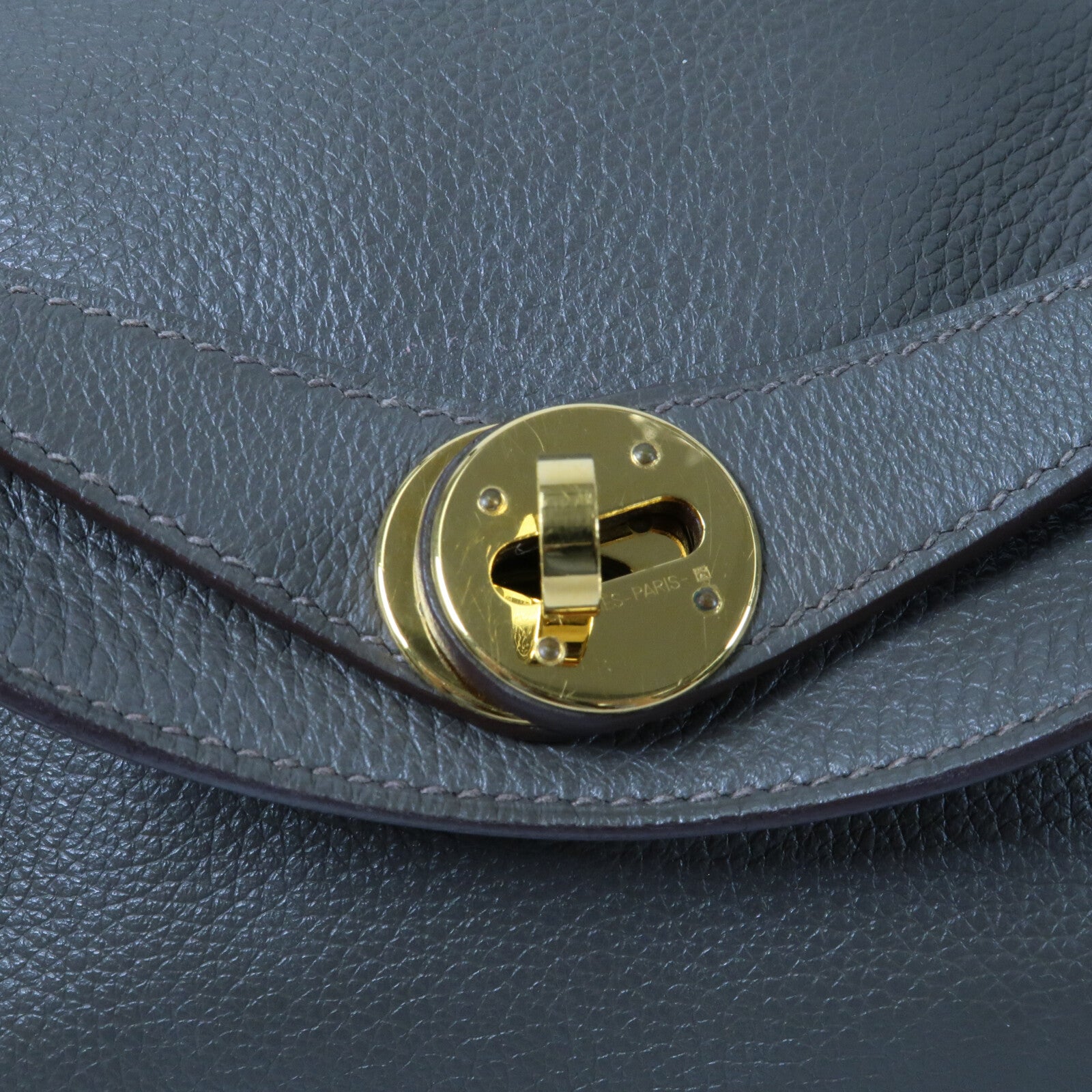HERMES Evercolor皮革Lindy 26金扣手挽肩背兩用袋Etain