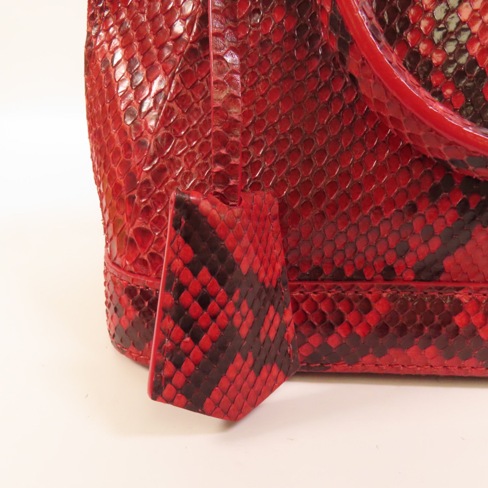 LOUIS VUITTON 蛇皮皮革Alma BB金扣手挽肩背兩用袋