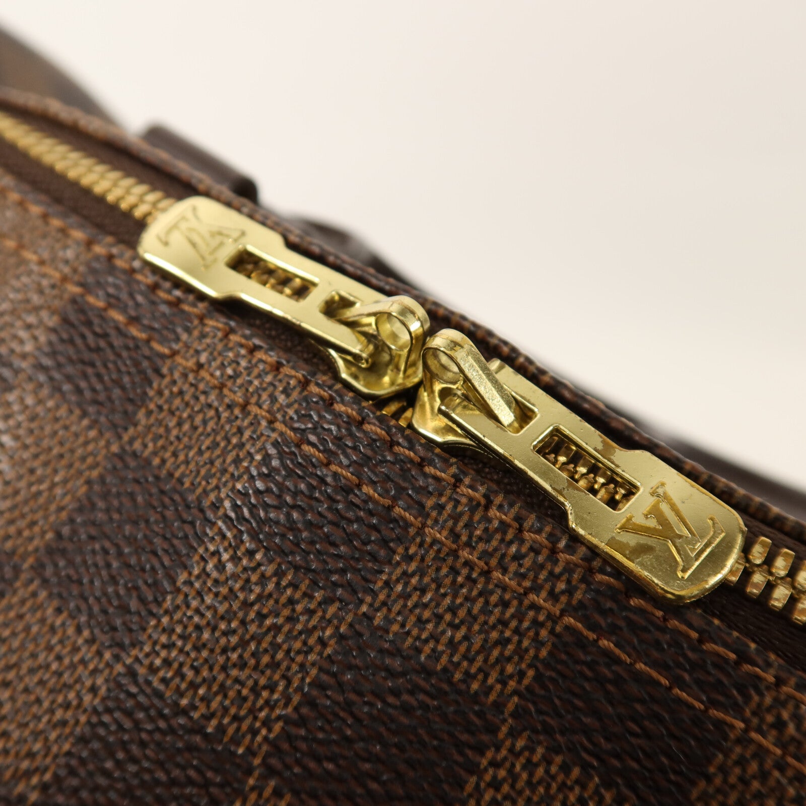 LOUIS VUITTON Damier Speedy Bandouliere 30金扣手挽肩背兩用袋
