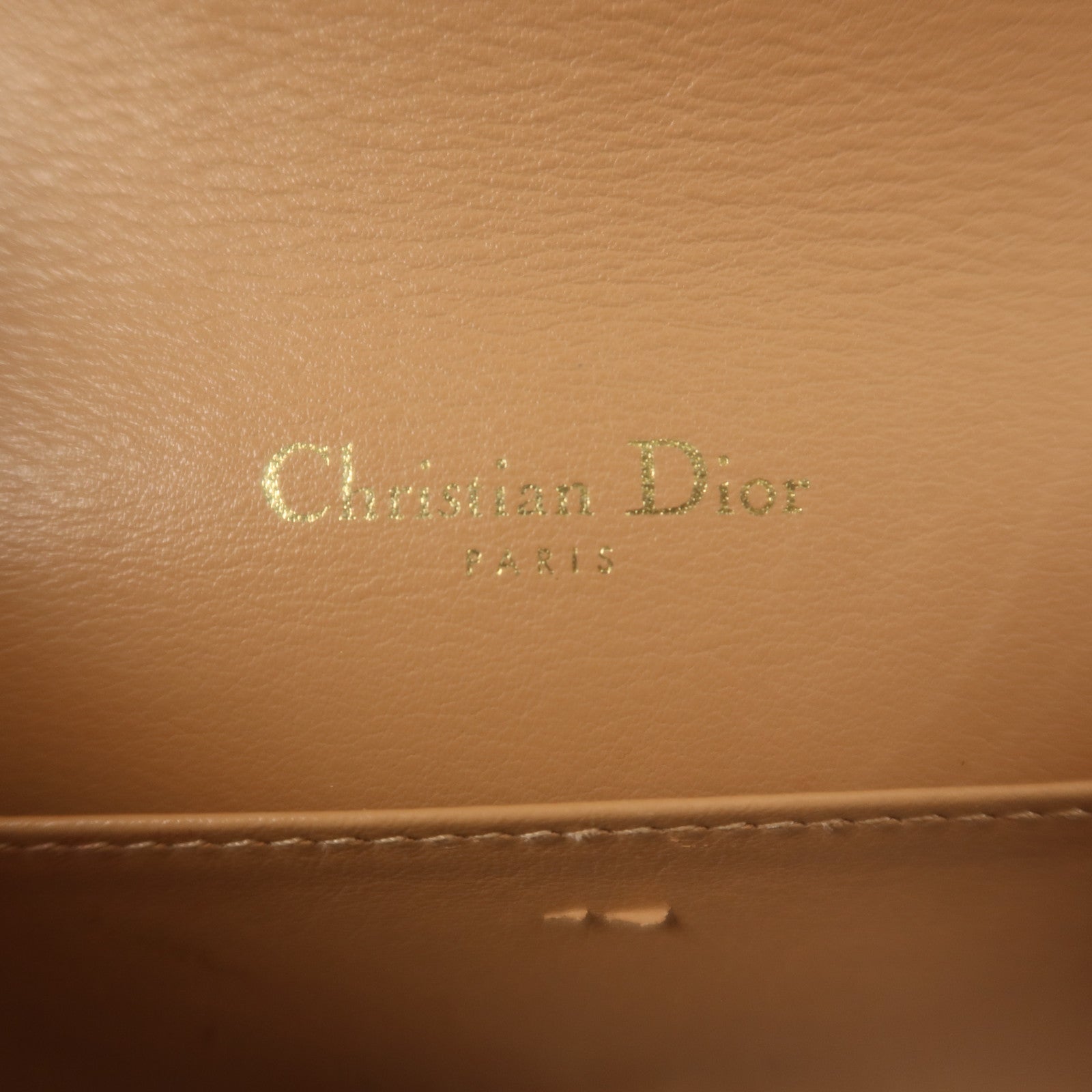 Dior 漆皮皮革Lady Dior Pouch With Chain金扣鏈帶肩背袋