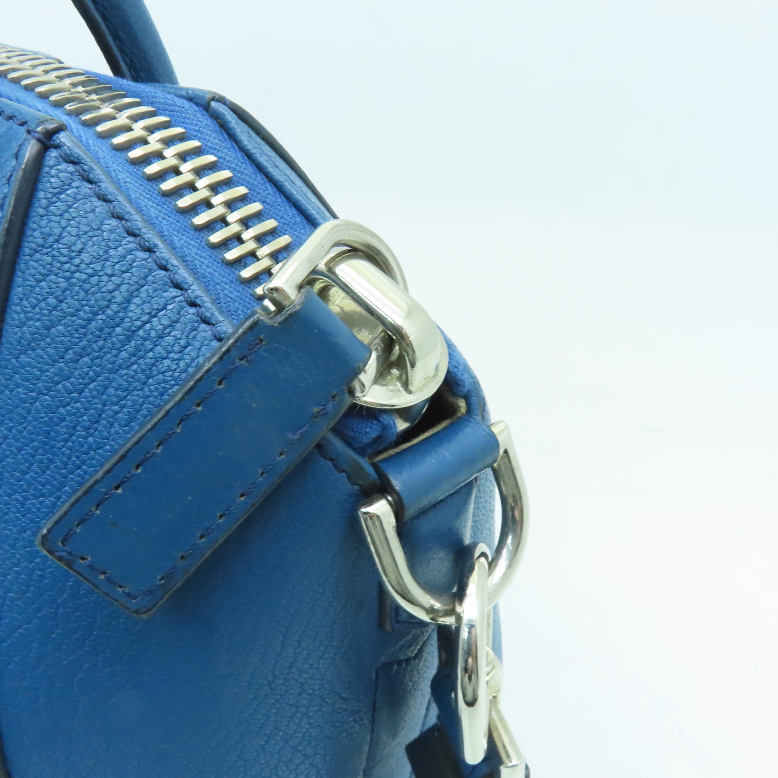 GIVENCHY 【激減優惠】皮革2way Shoulder Bag銀扣手挽肩背兩用袋藍色