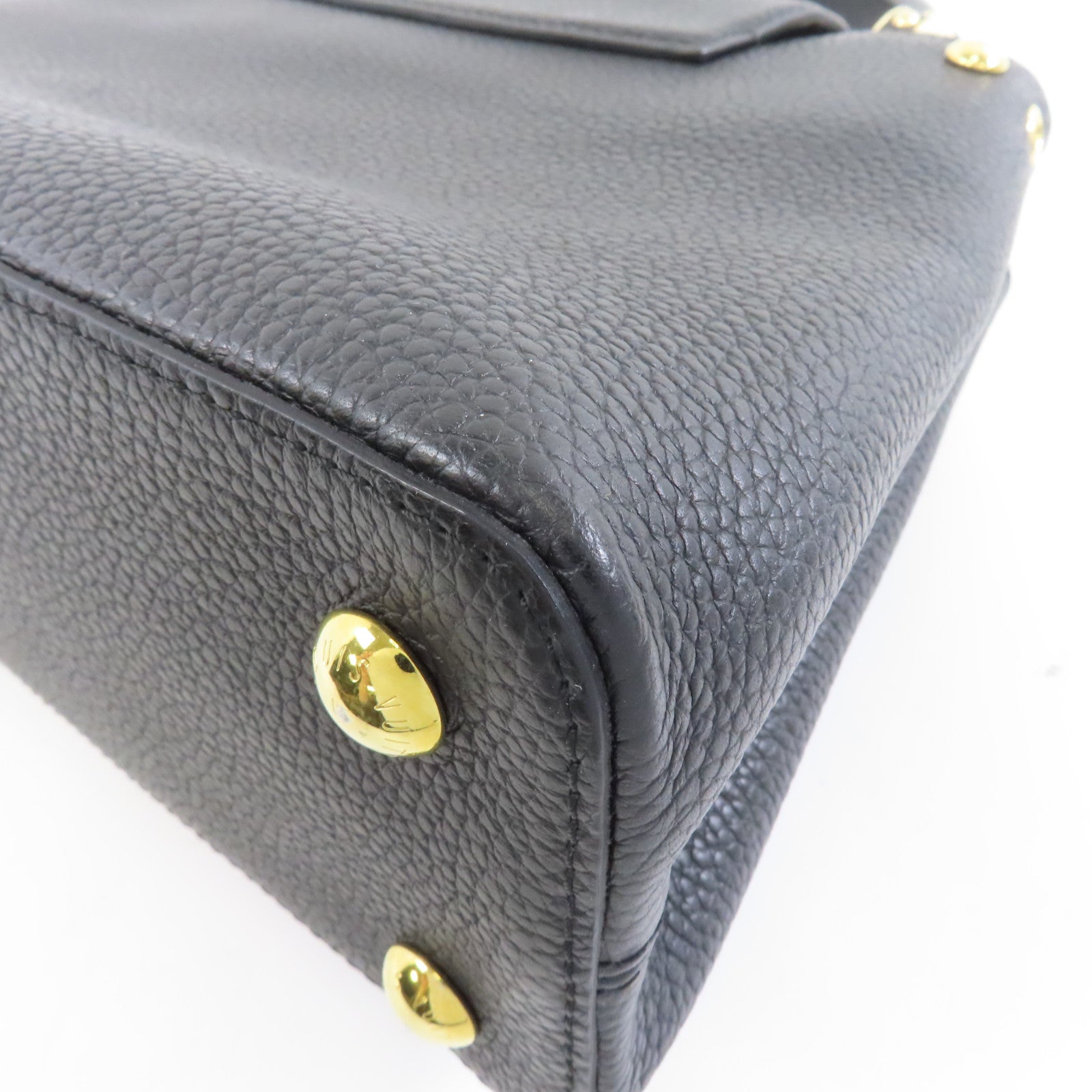 LOUIS VUITTON 牛皮皮革Capucines MM金扣手挽肩背兩用袋黑色