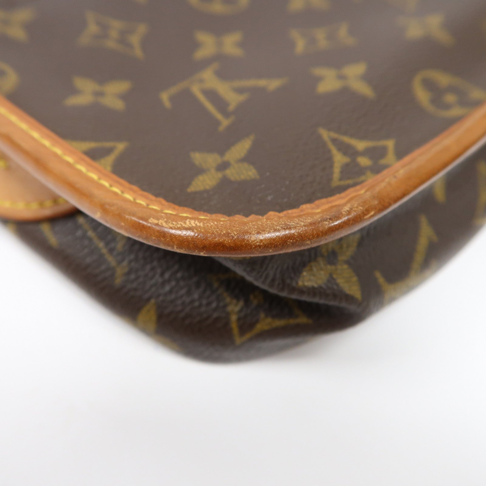 LOUIS VUITTON Monogram Gibeciere金扣肩背袋啡色