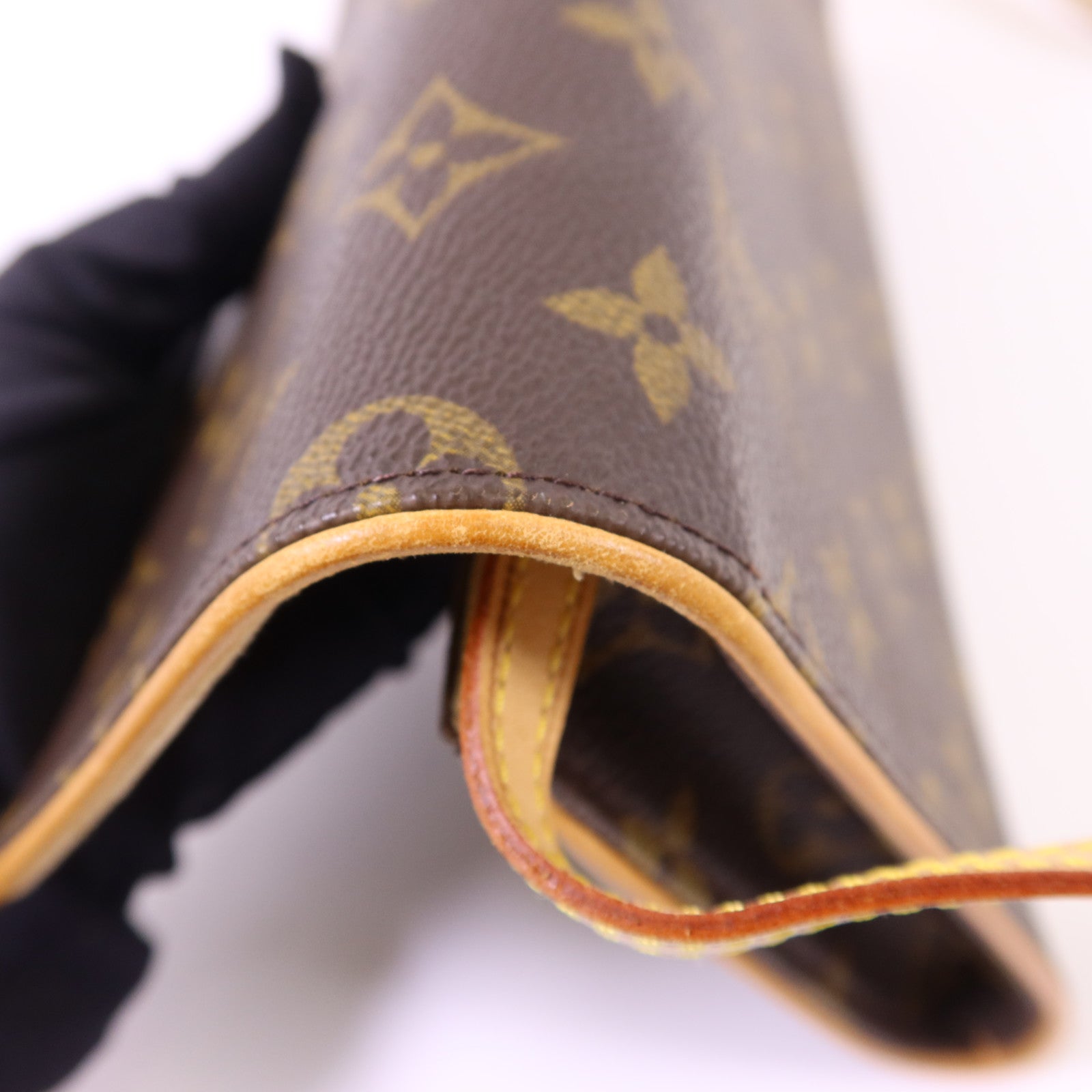 LOUIS VUITTON Monogram Pochette Twin GM金扣肩背袋