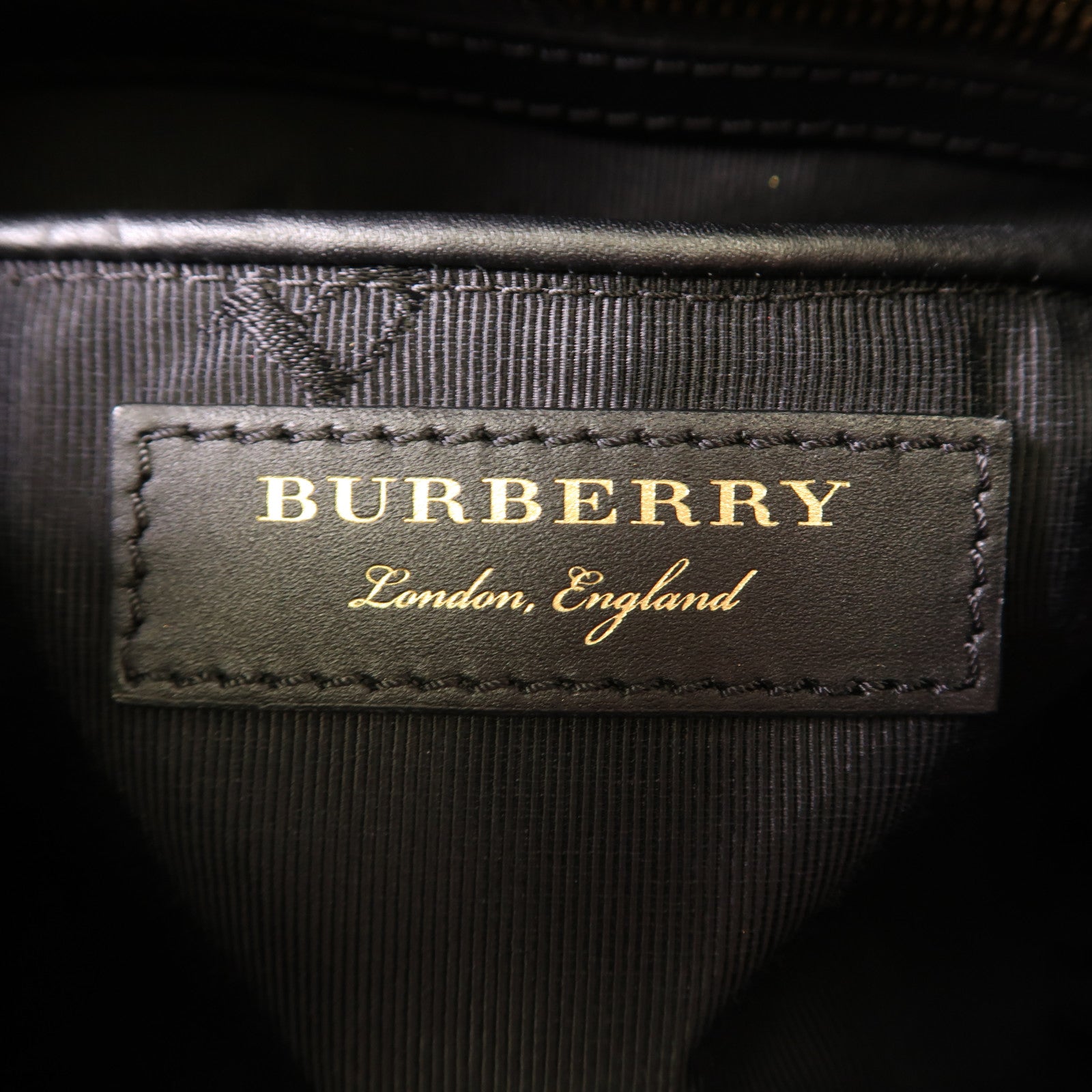 BURBERRY 尼龍Backpack金扣背包