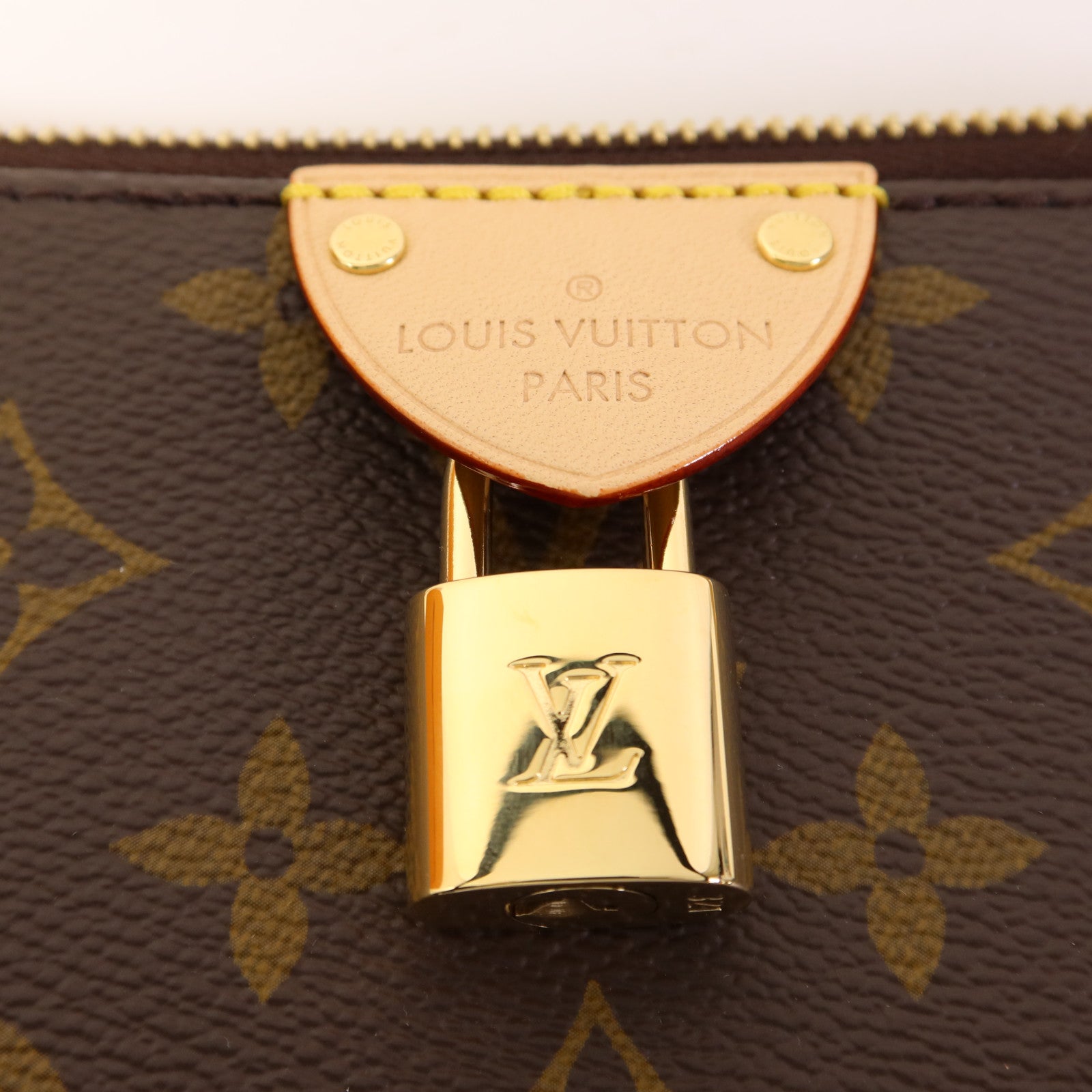 LOUIS VUITTON Monogram Pochette Tirette金扣手挽肩背兩用袋