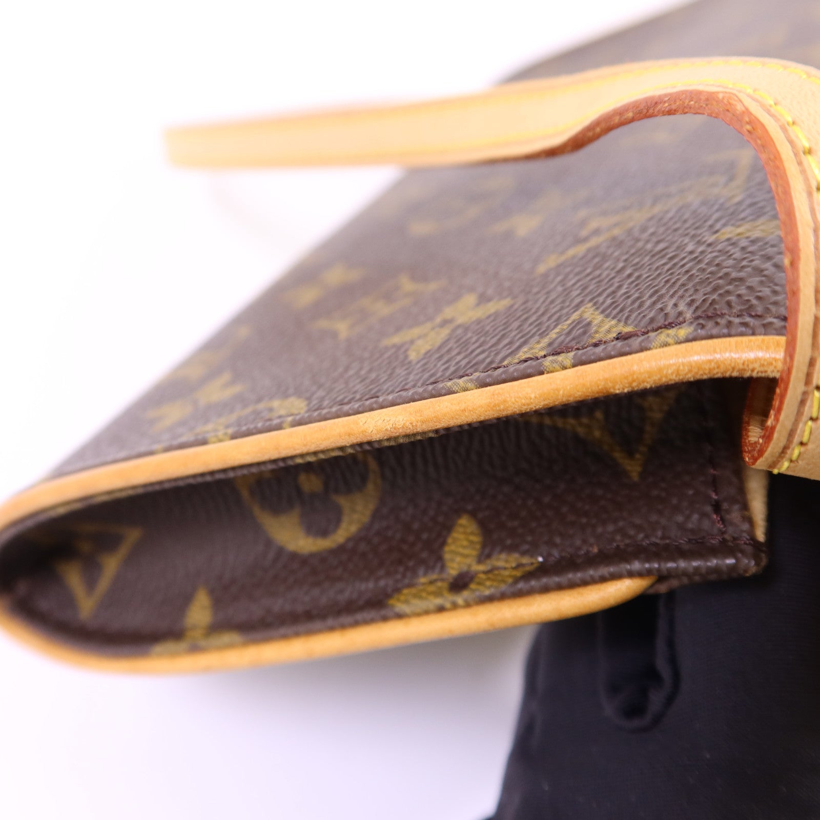 LOUIS VUITTON Monogram Pochette Twin GM金扣肩背袋