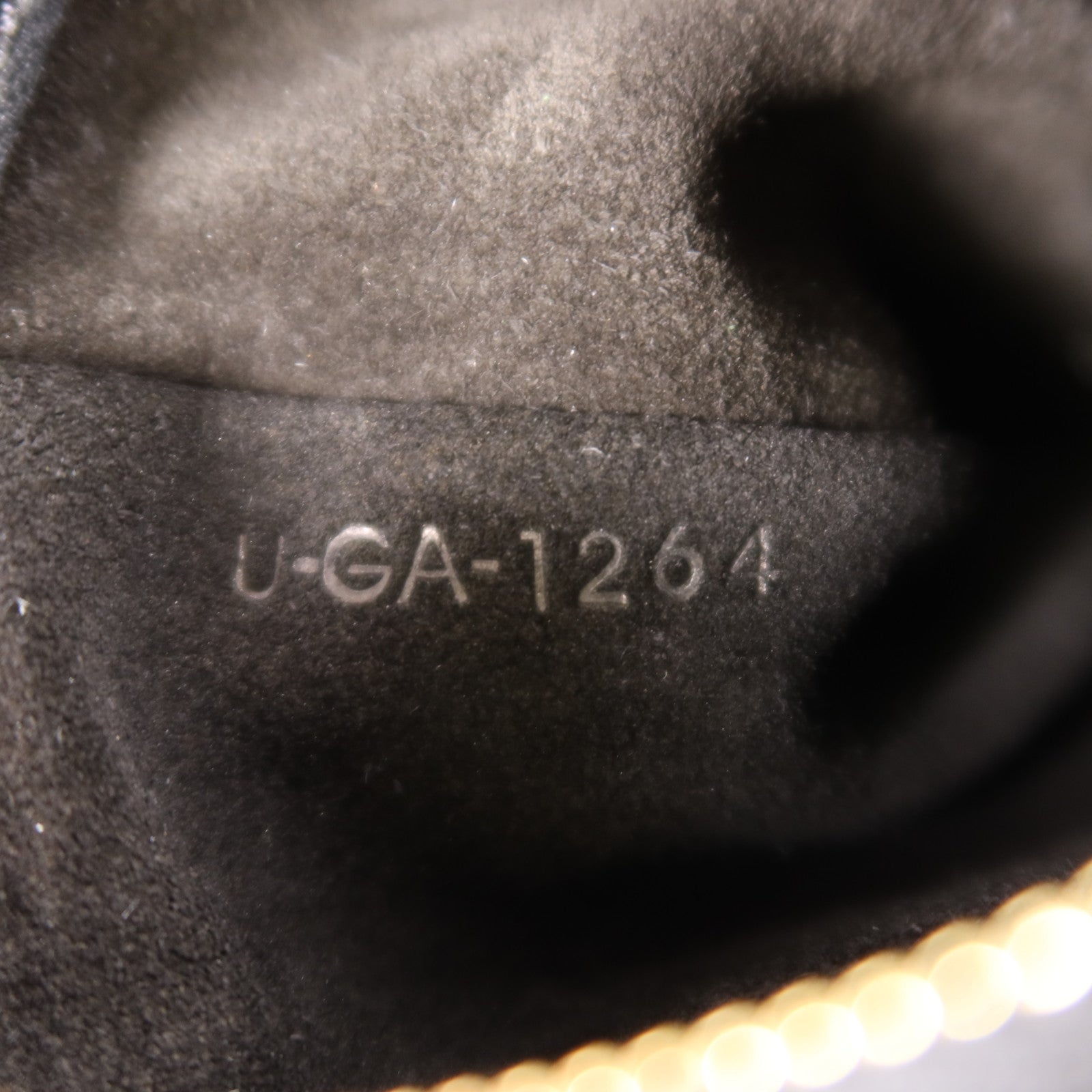 CELINE 牛皮皮革Ava金扣肩背袋