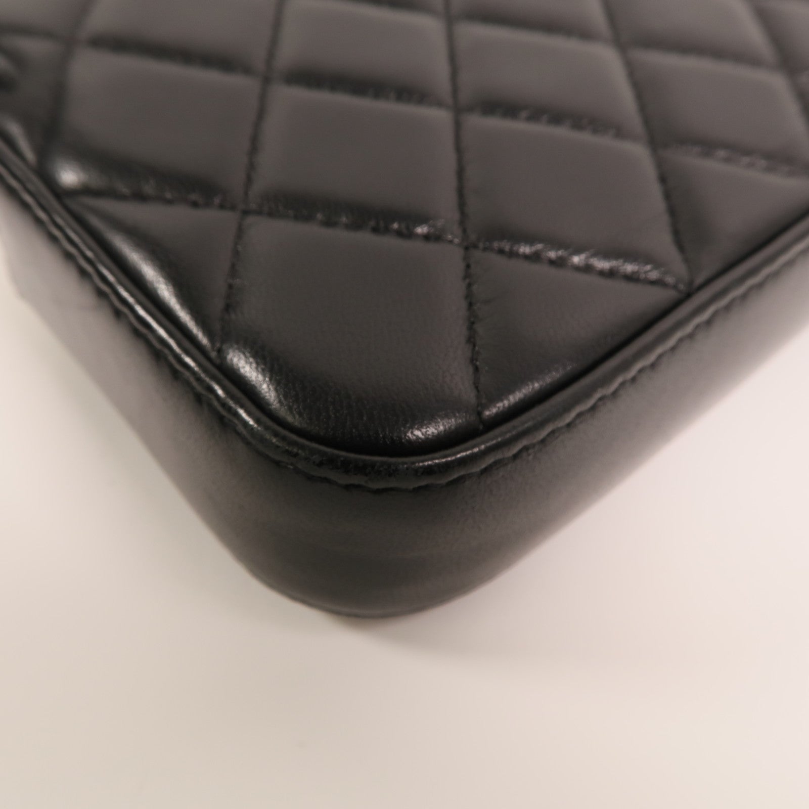 CHANEL 羊皮皮革CC Mark Matelasse Bag金扣鏈帶肩背袋