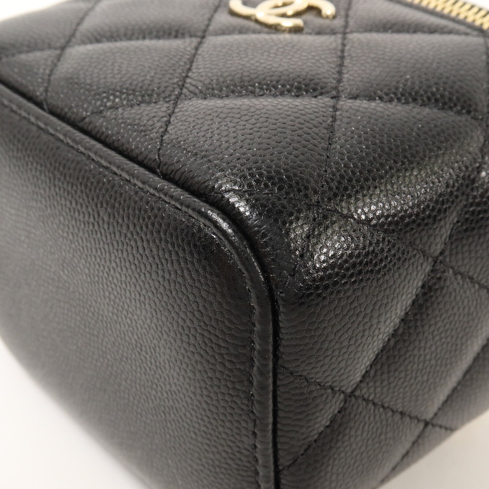 CHANEL 牛皮皮革Vanity Case鏈帶手拿包