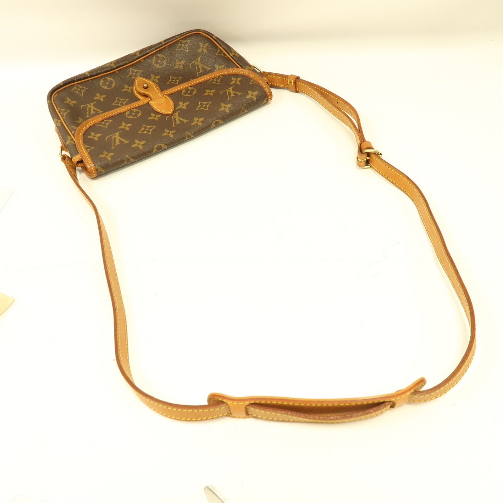 LOUIS VUITTON Monogram Gibeciere金扣肩背袋啡色