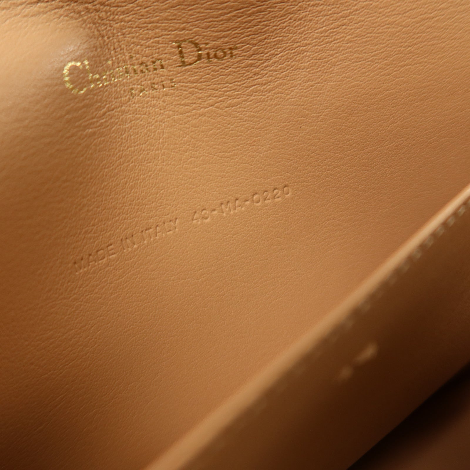 Dior 漆皮皮革Lady Dior Pouch With Chain金扣鏈帶肩背袋