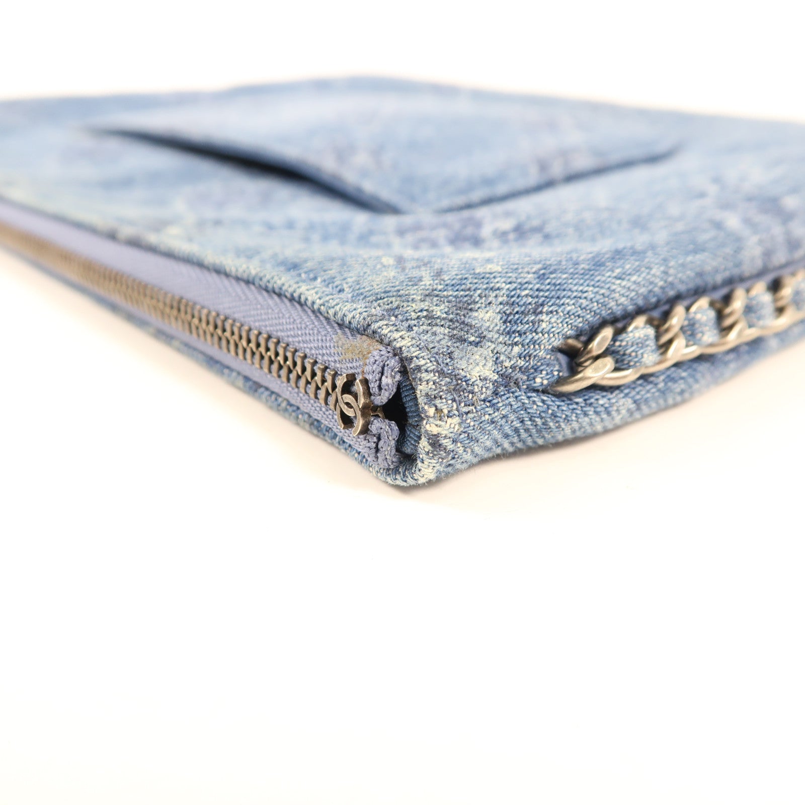 CHANEL 牛仔布Clutch銀扣手拿包