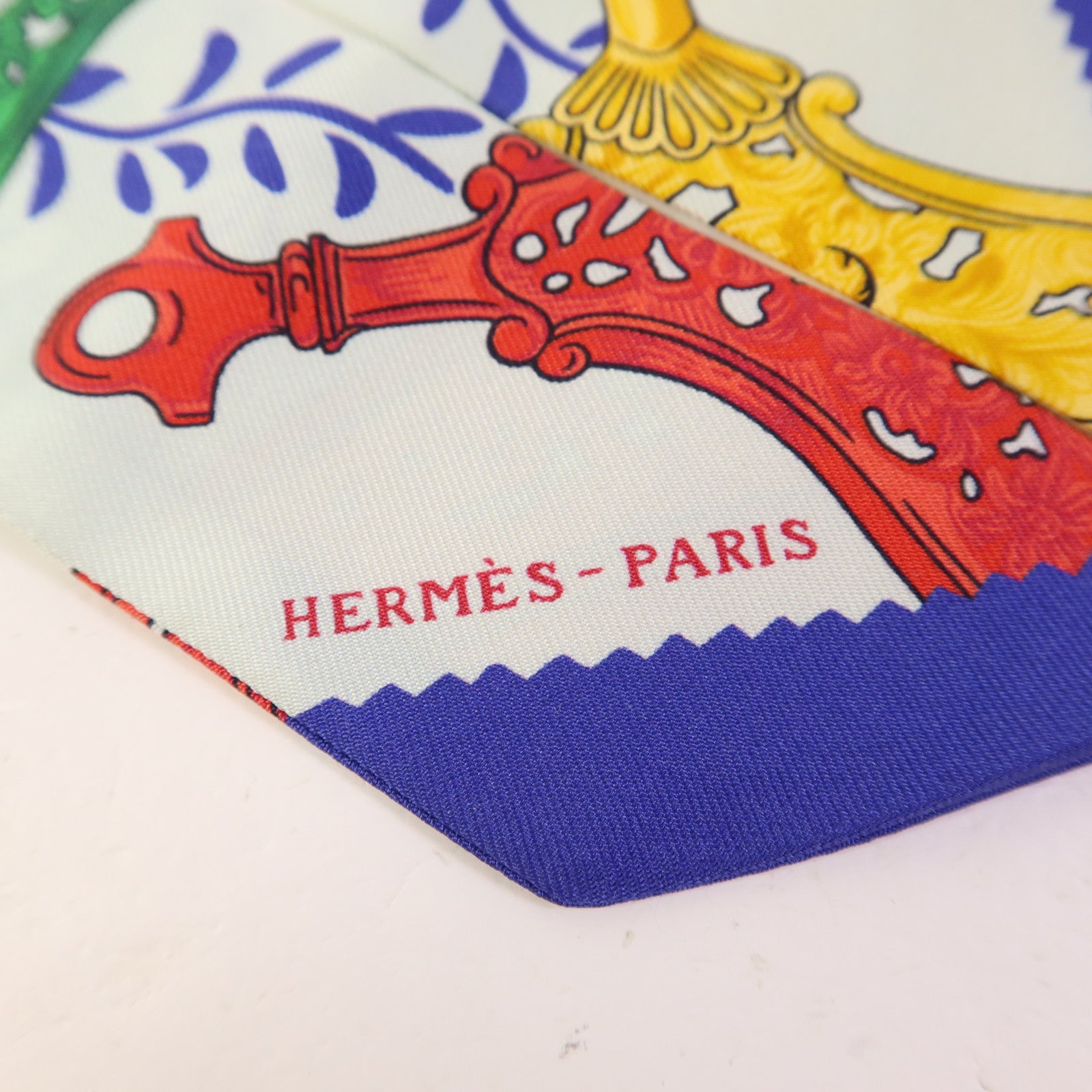 HERMES 絲質Twilly絲巾