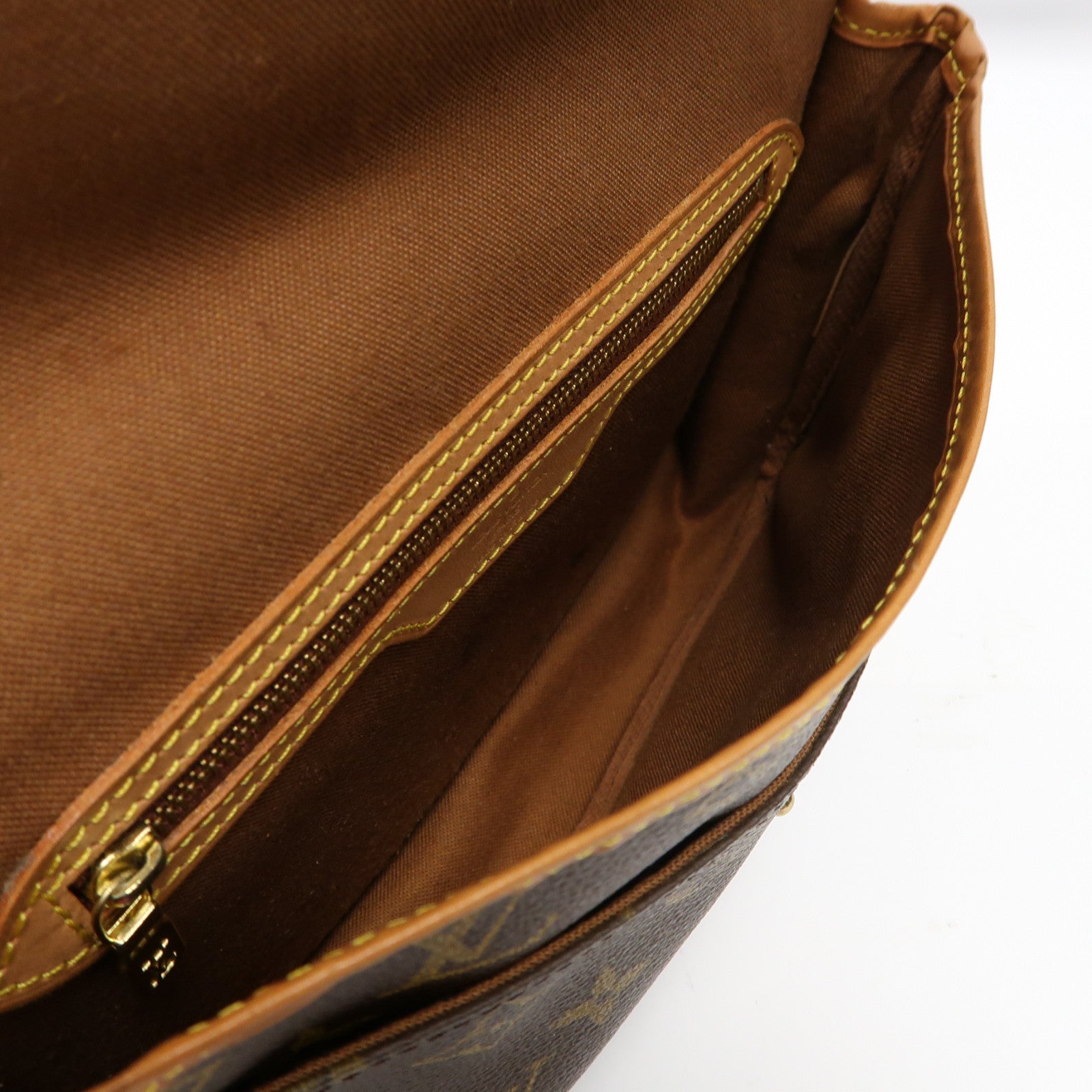 LOUIS VUITTON Monogram Gibeciere金扣肩背袋啡色