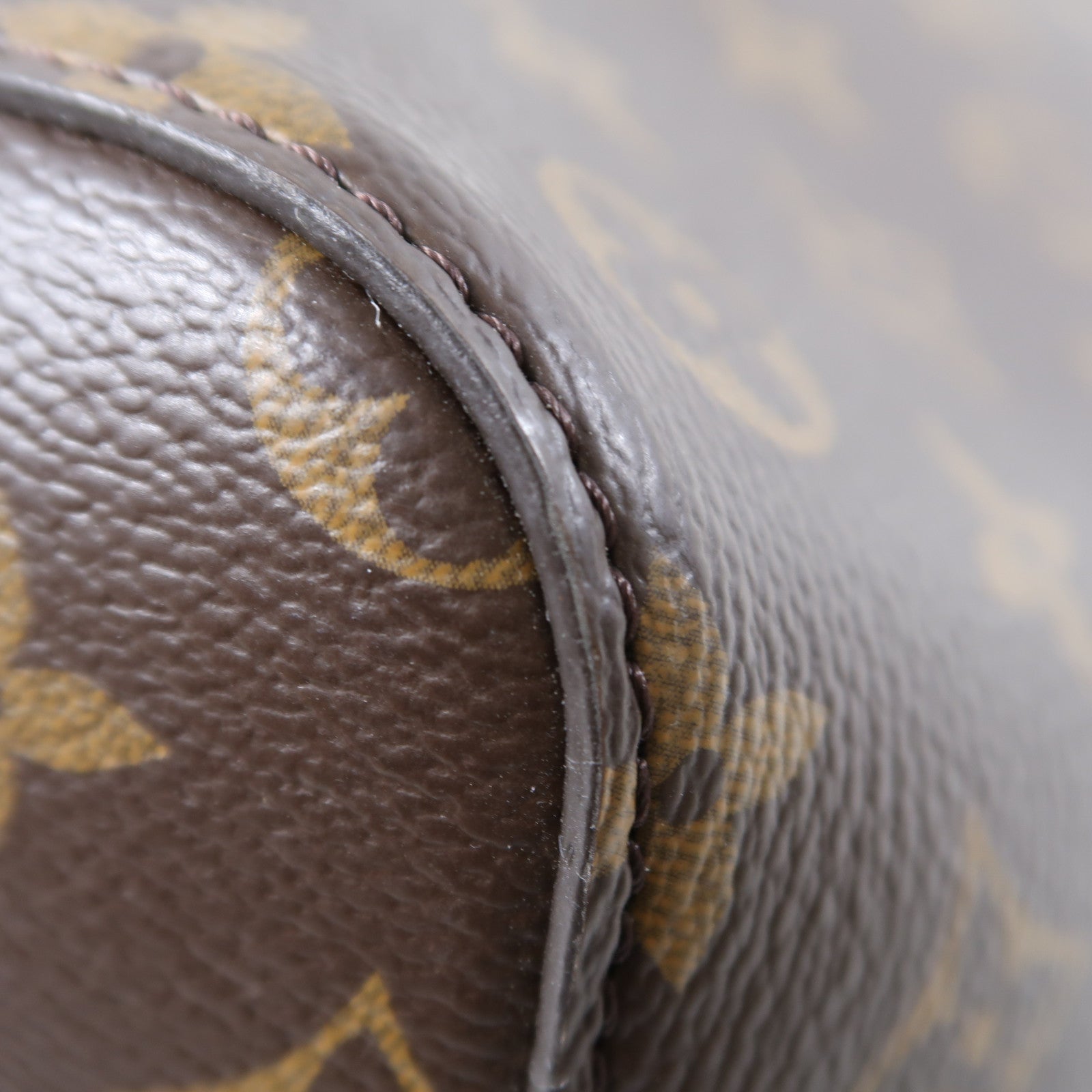 LOUIS VUITTON Monogram Neo Noe金扣肩背袋啡色
