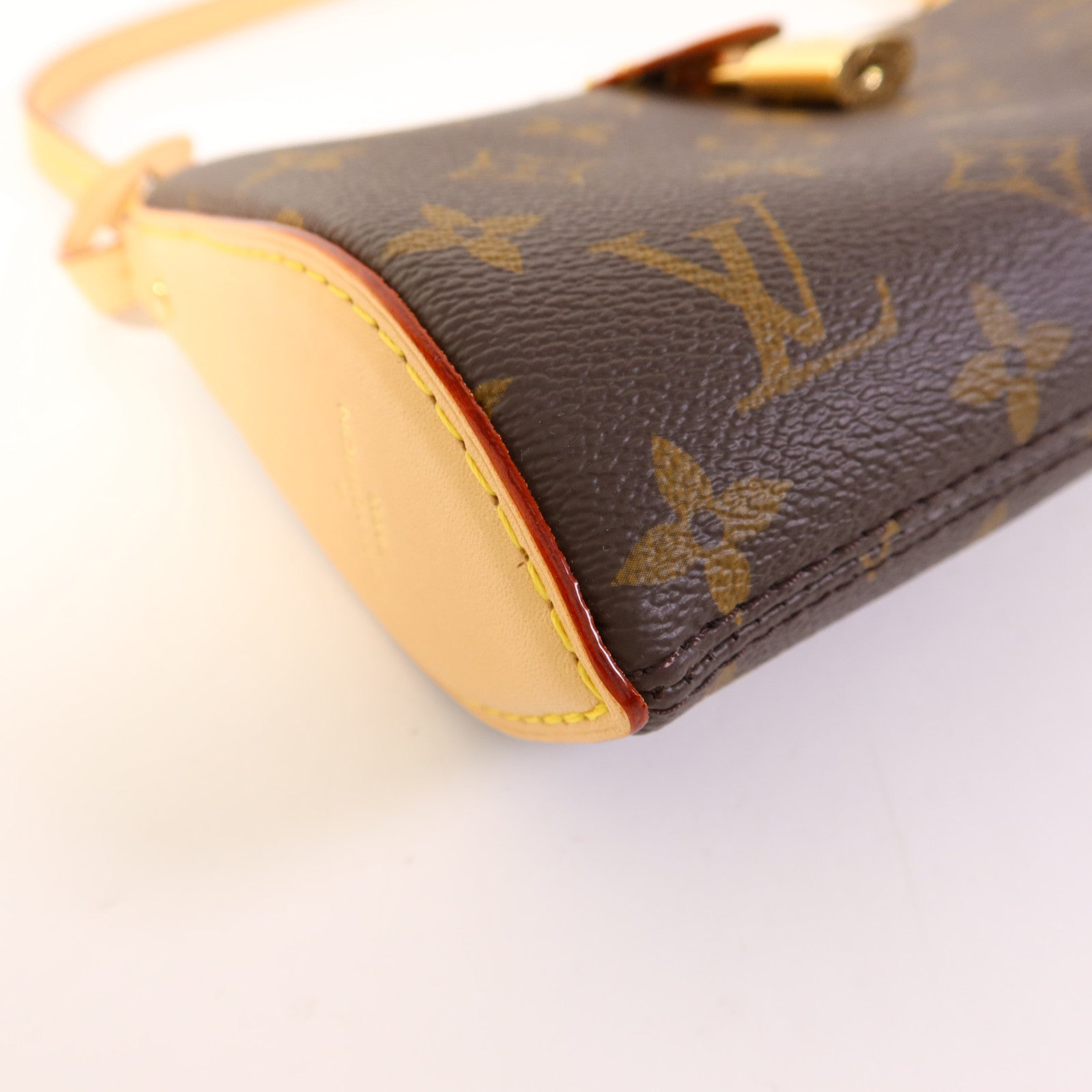 LOUIS VUITTON Monogram Pochette Tirette金扣手挽肩背兩用袋