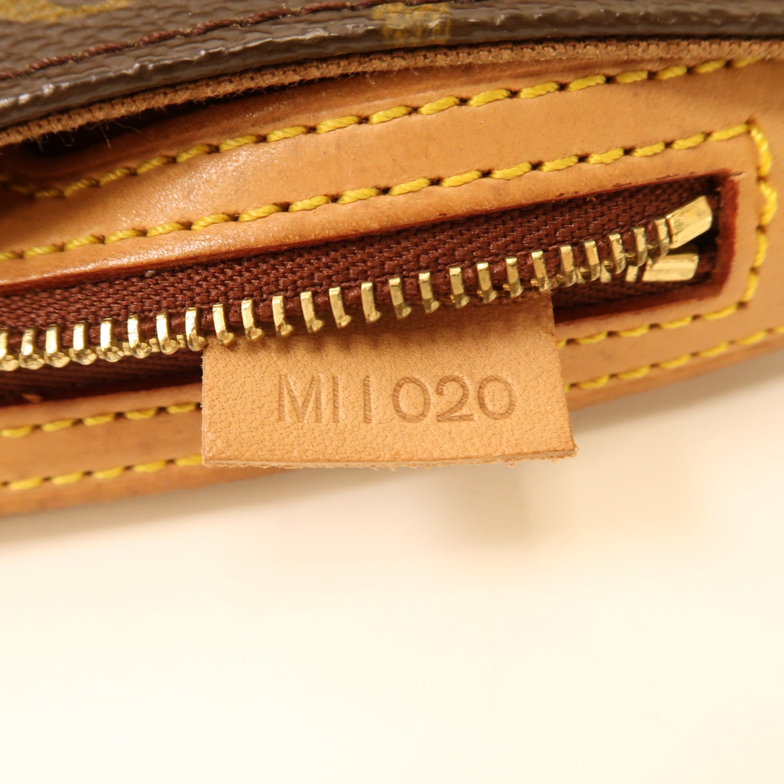 LOUIS VUITTON Monogram Mini Looping金扣肩背袋啡色