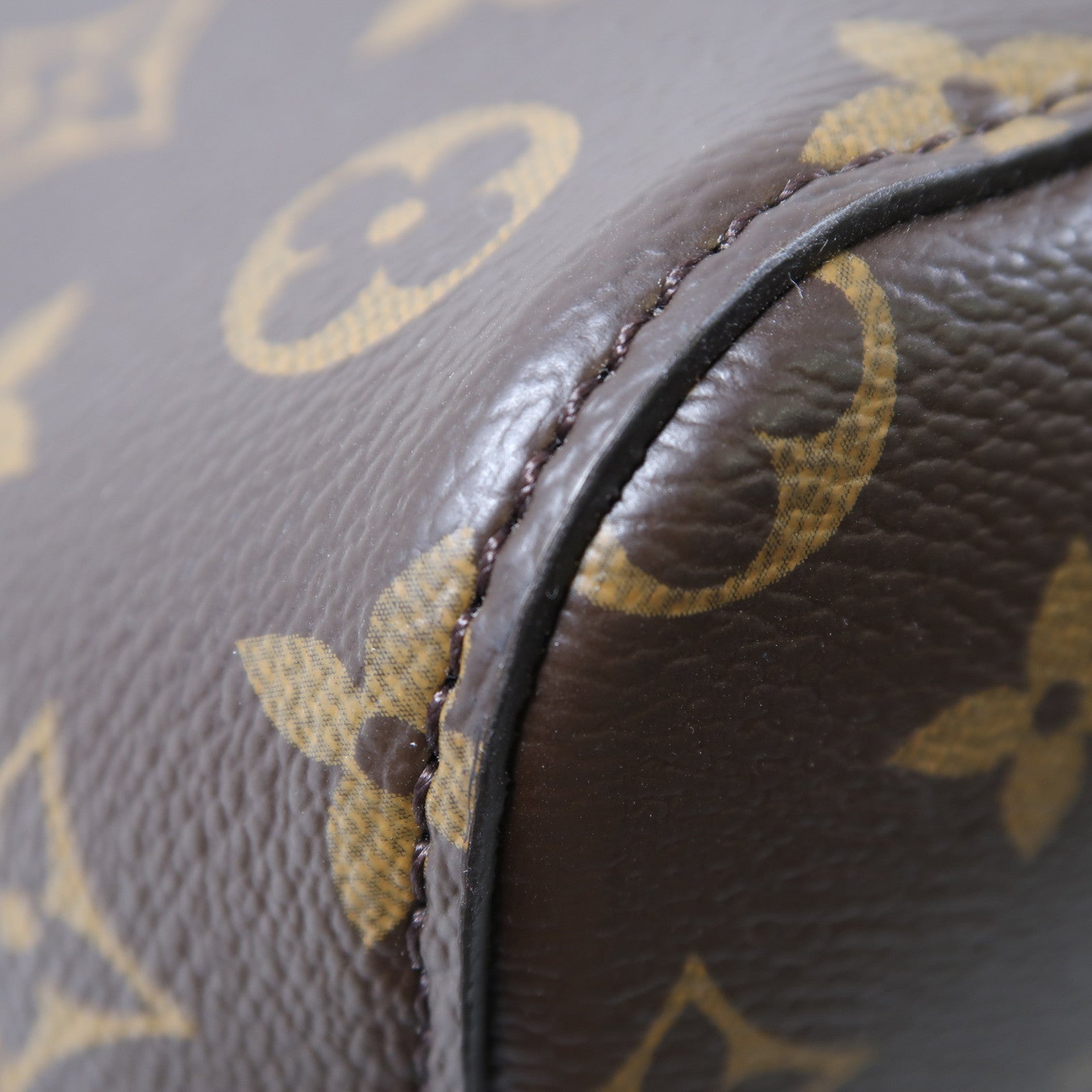 LOUIS VUITTON Monogram Neo Noe金扣肩背袋啡色