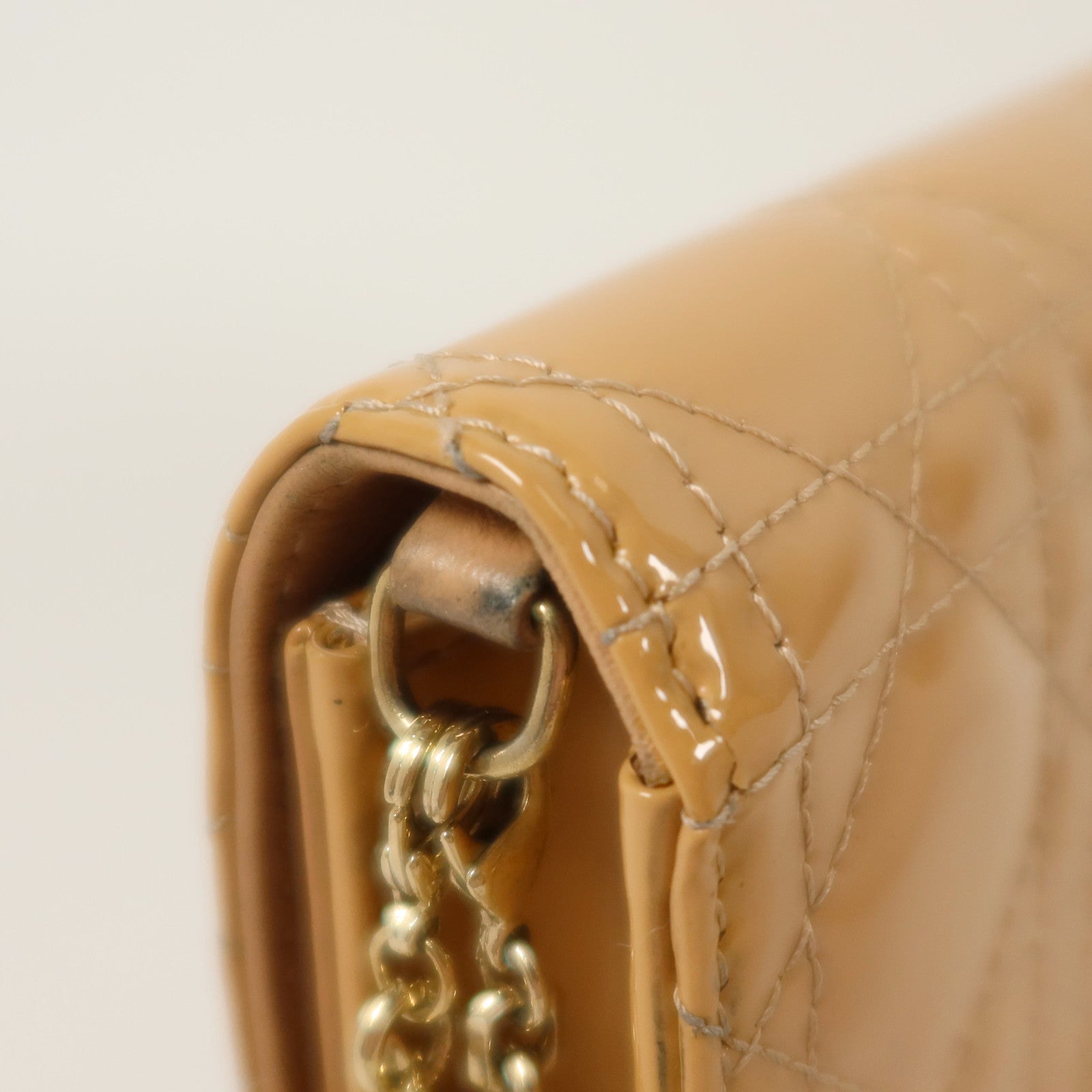 Dior 漆皮皮革Lady Dior Pouch With Chain金扣鏈帶肩背袋