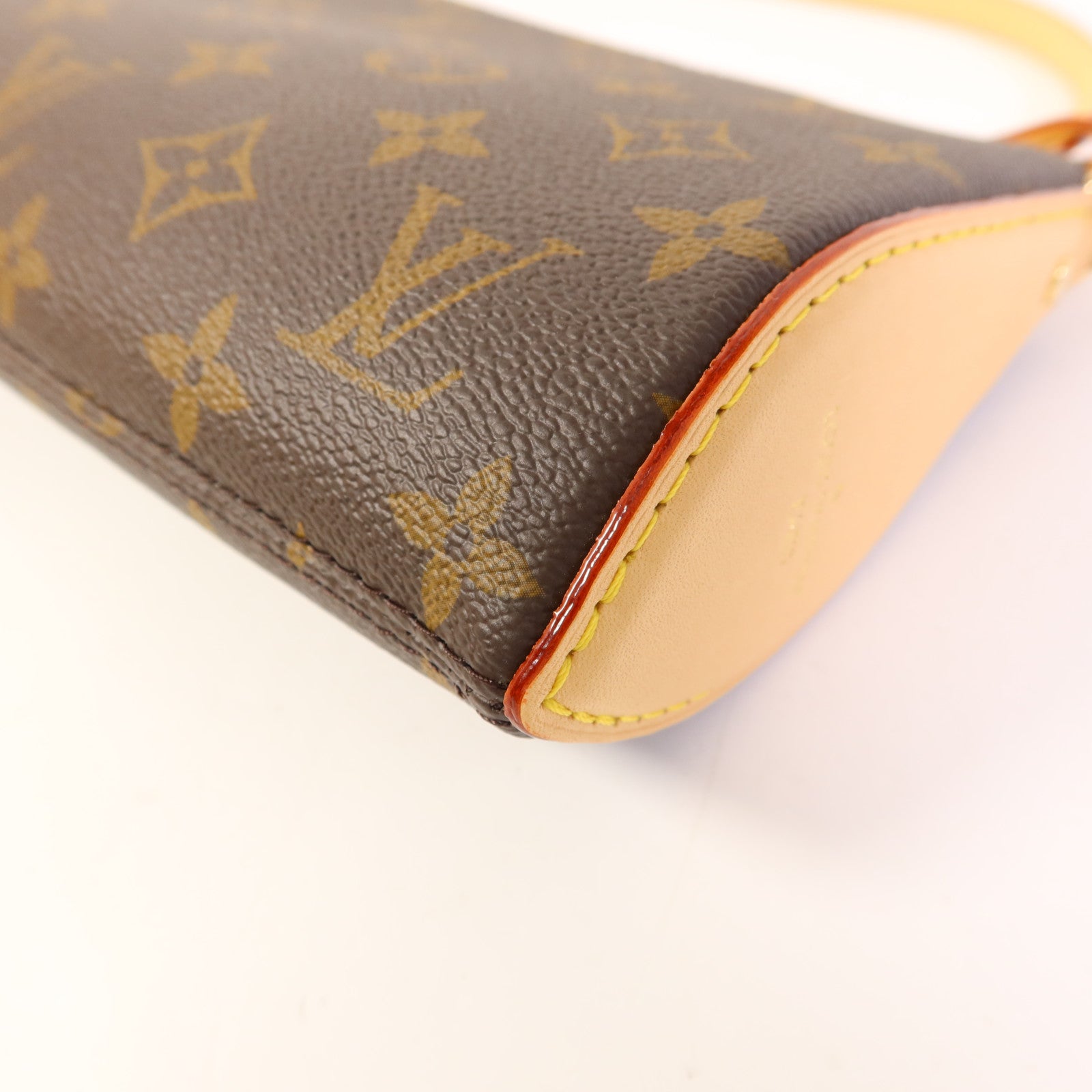 LOUIS VUITTON Monogram Pochette Tirette金扣手挽肩背兩用袋