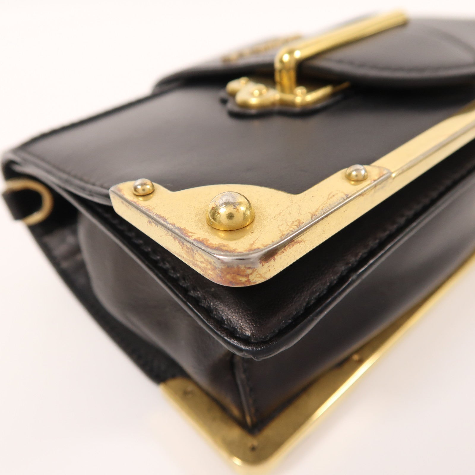 PRADA 牛皮皮革Shoulder Bag金扣肩背袋