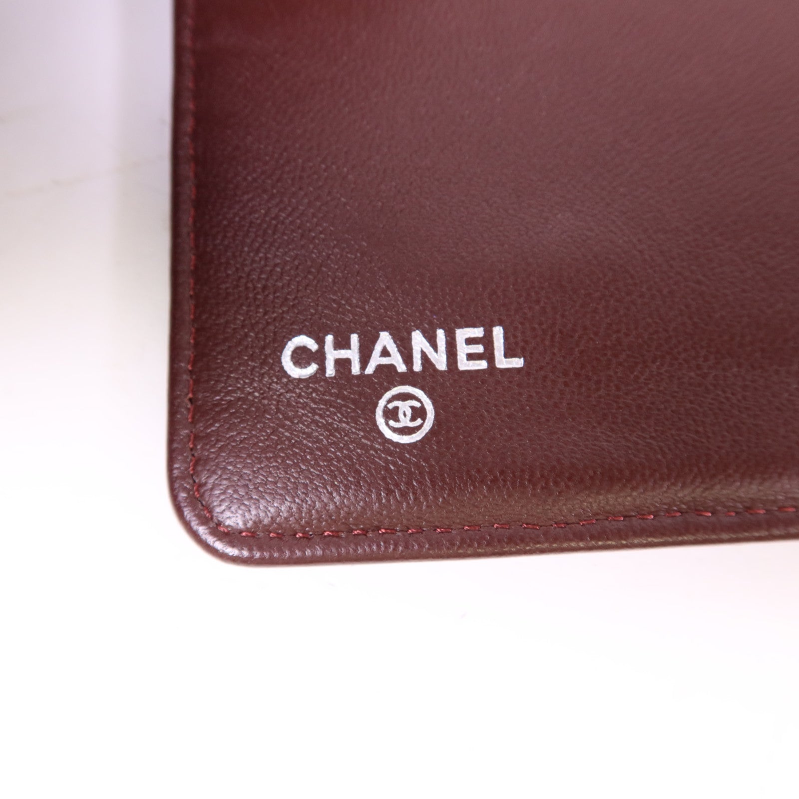 CHANEL 羊皮皮革Bifold Wallet銀扣錢包