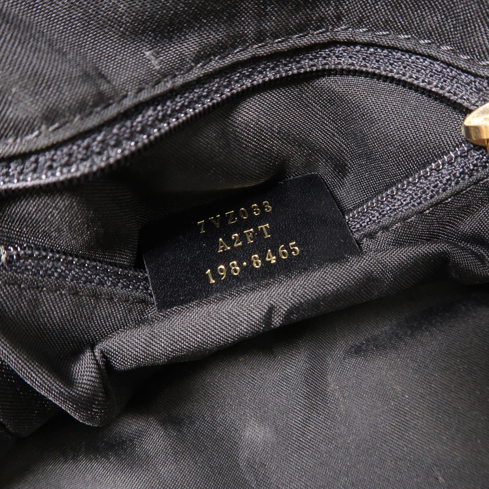 FENDI 牛皮皮革Monster Baggy Body Bag金扣腰包黑色