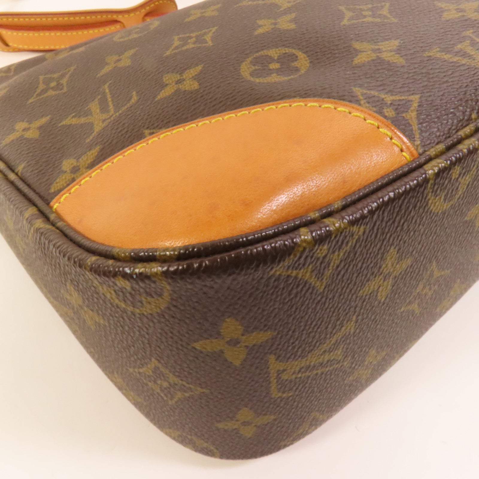 LOUIS VUITTON Monogram Boulogne金扣肩背袋
