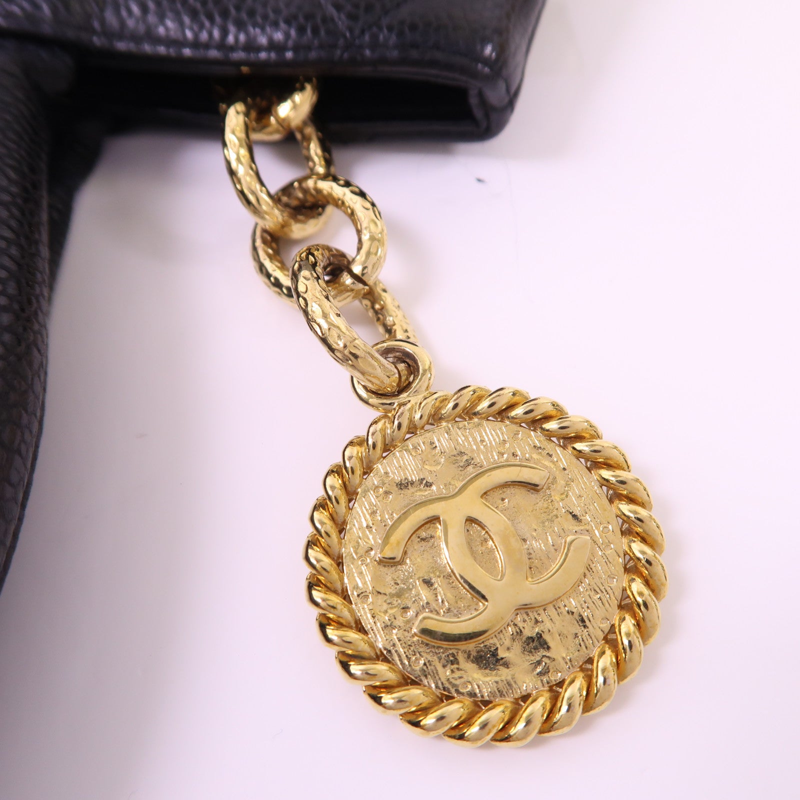 CHANEL 牛皮皮革Handbag金扣手挽袋