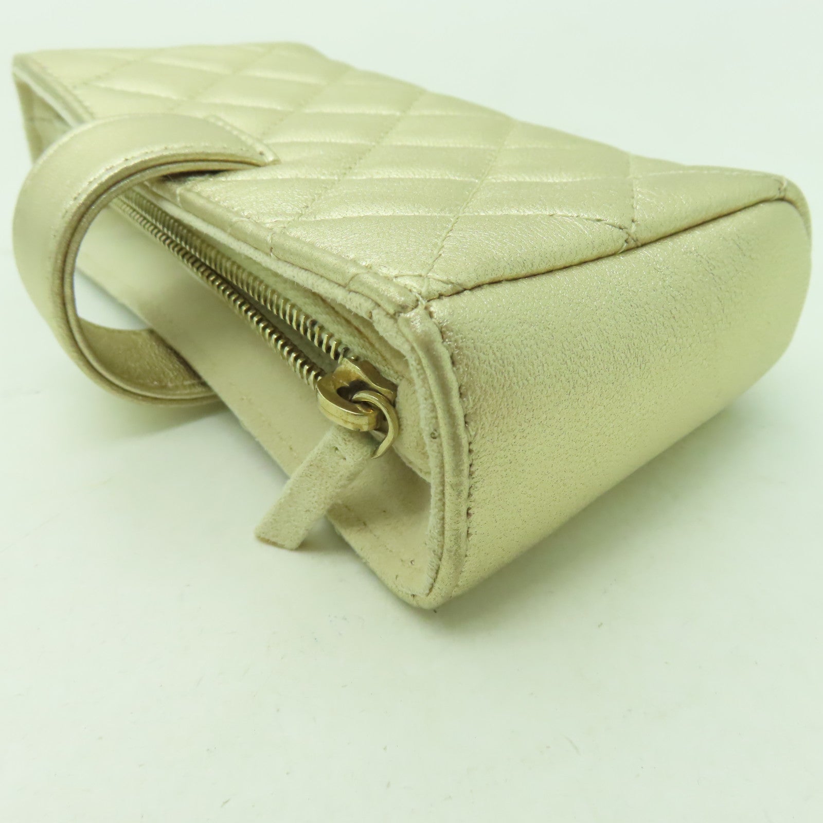 CHANEL 【激減優惠】牛皮皮革Wallet金扣錢包金色