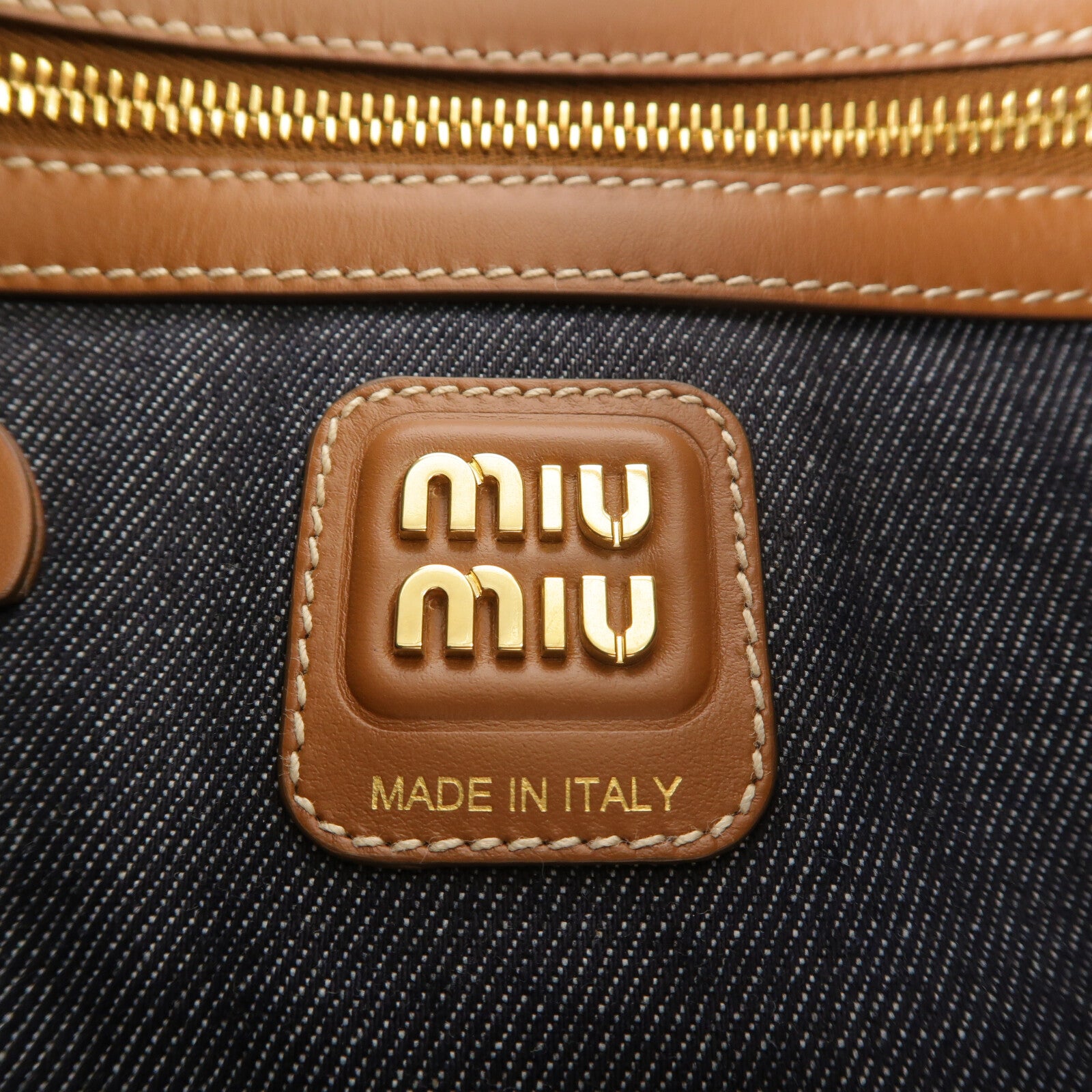 Miu Miu 帆布Ivy Hobo肩背袋