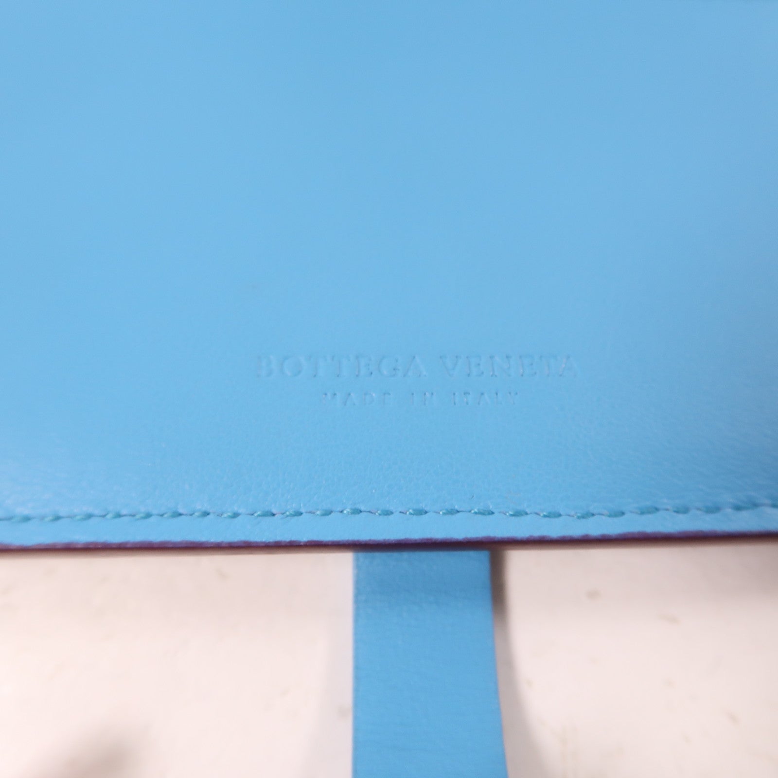 BOTTEGA VENETA 牛皮皮革Wallet金扣長錢包紅色/藍色