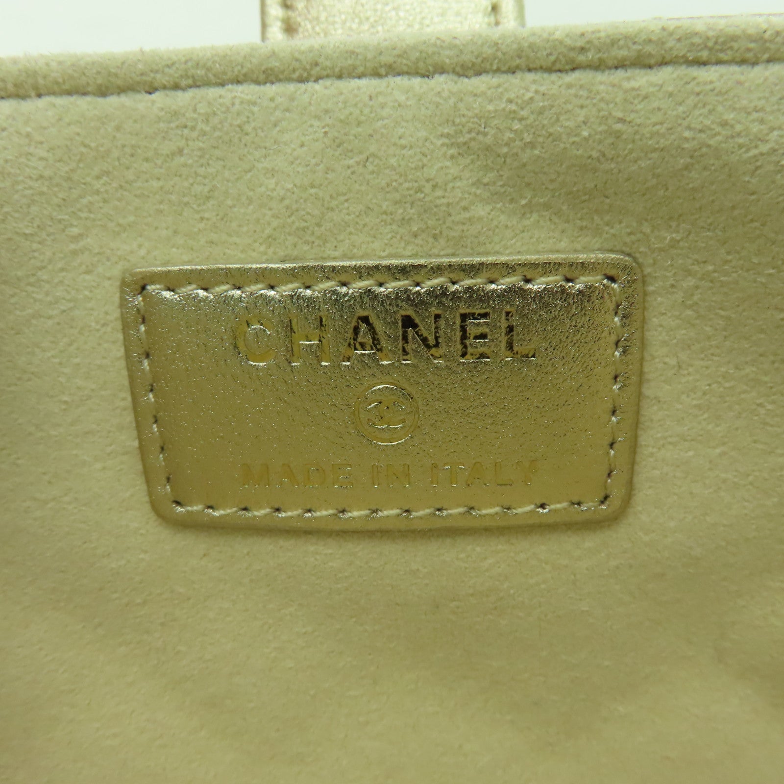 CHANEL 【激減優惠】牛皮皮革Wallet金扣錢包金色