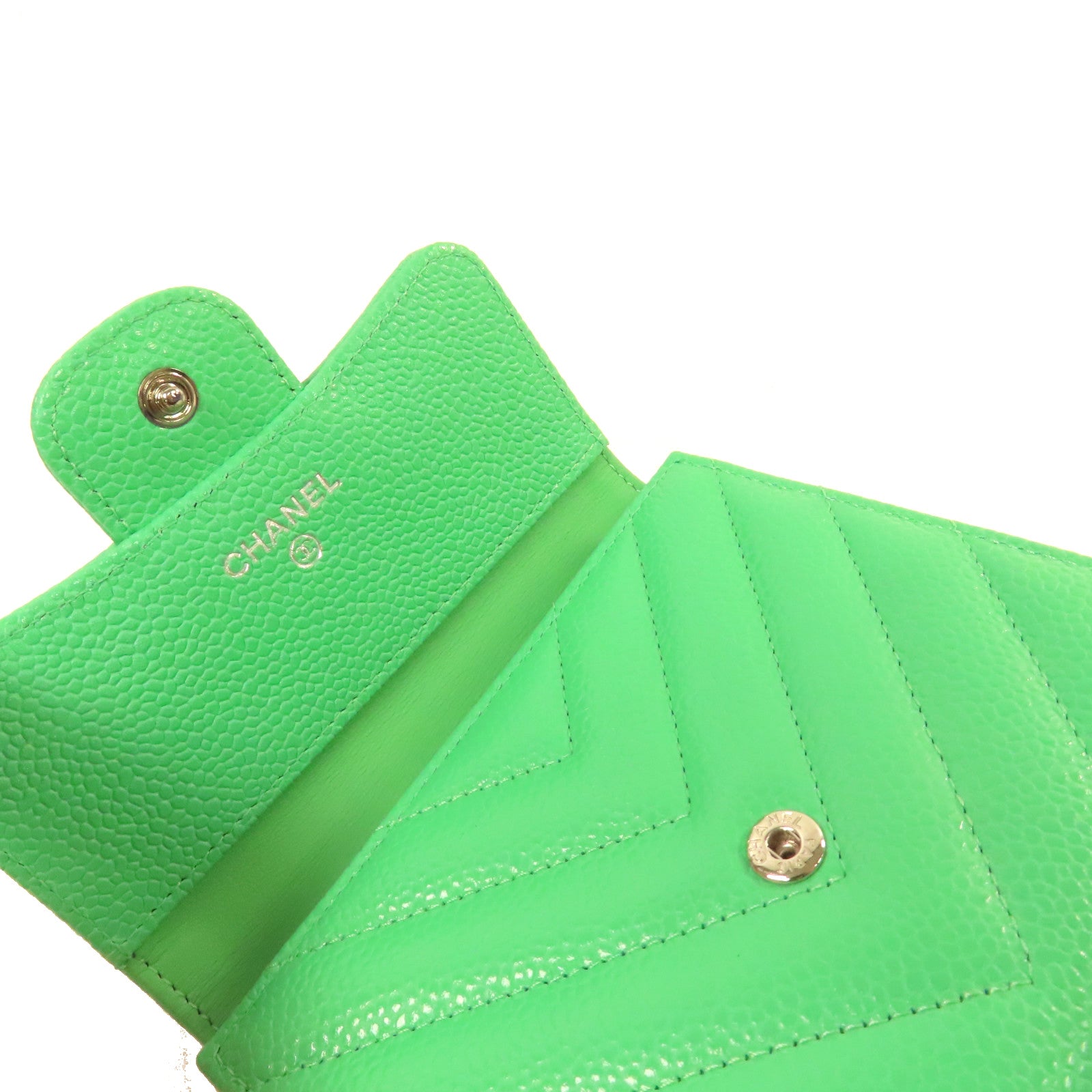 CHANEL 斜紋Caviar皮革Fold Wallet銀扣短錢包綠色