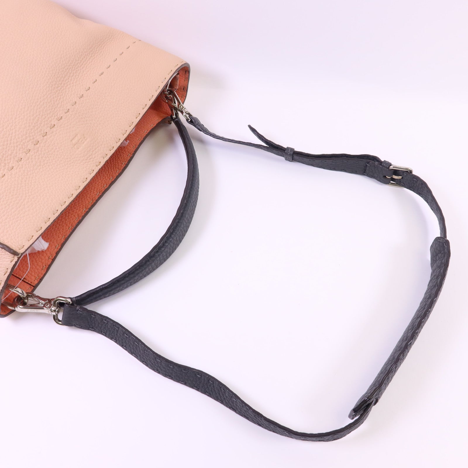 FENDI 牛皮皮革2 Way Shoulder Bag銀扣手挽肩背兩用袋