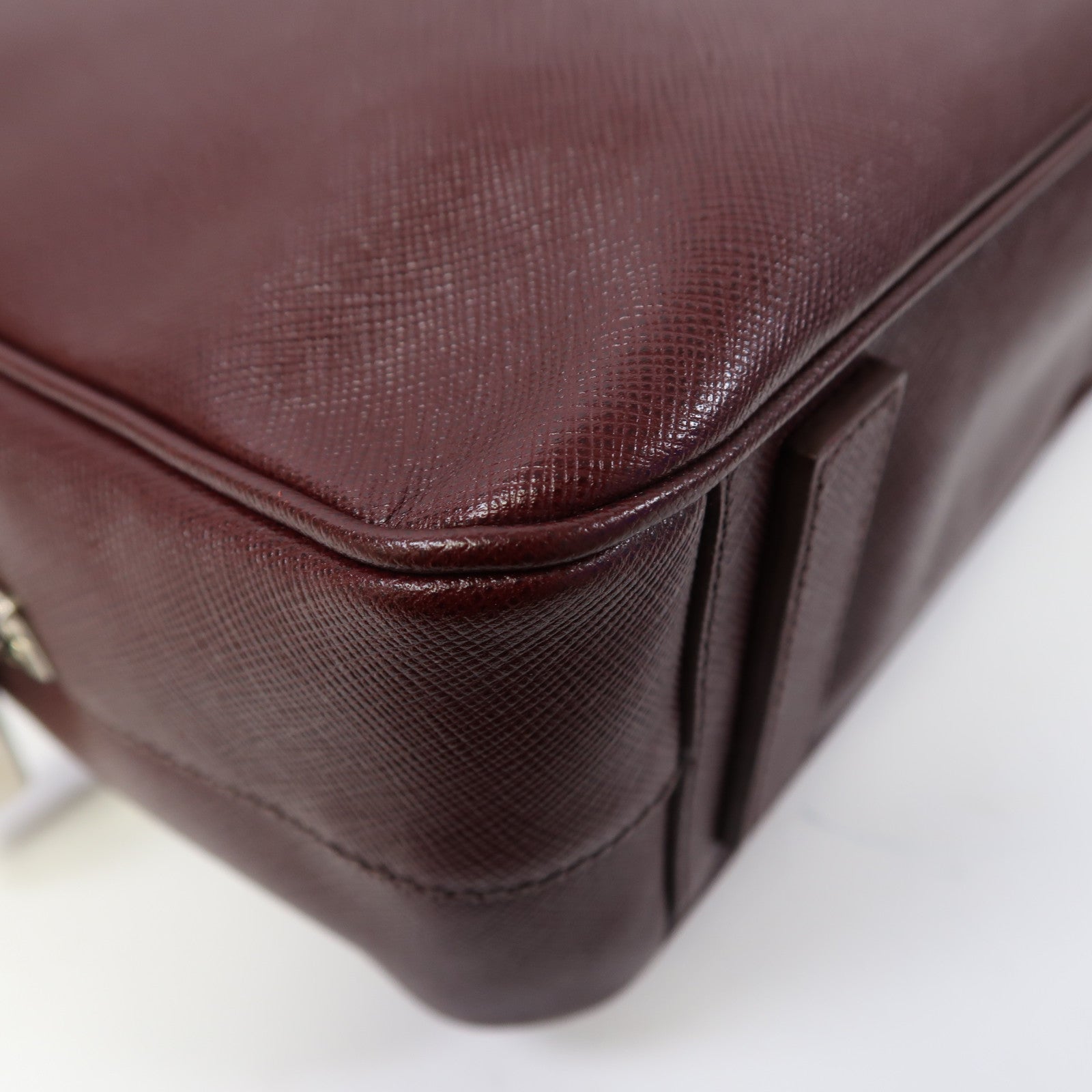 PRADA Saffiano皮革Briefcase Bag銀扣公事包酒紅色