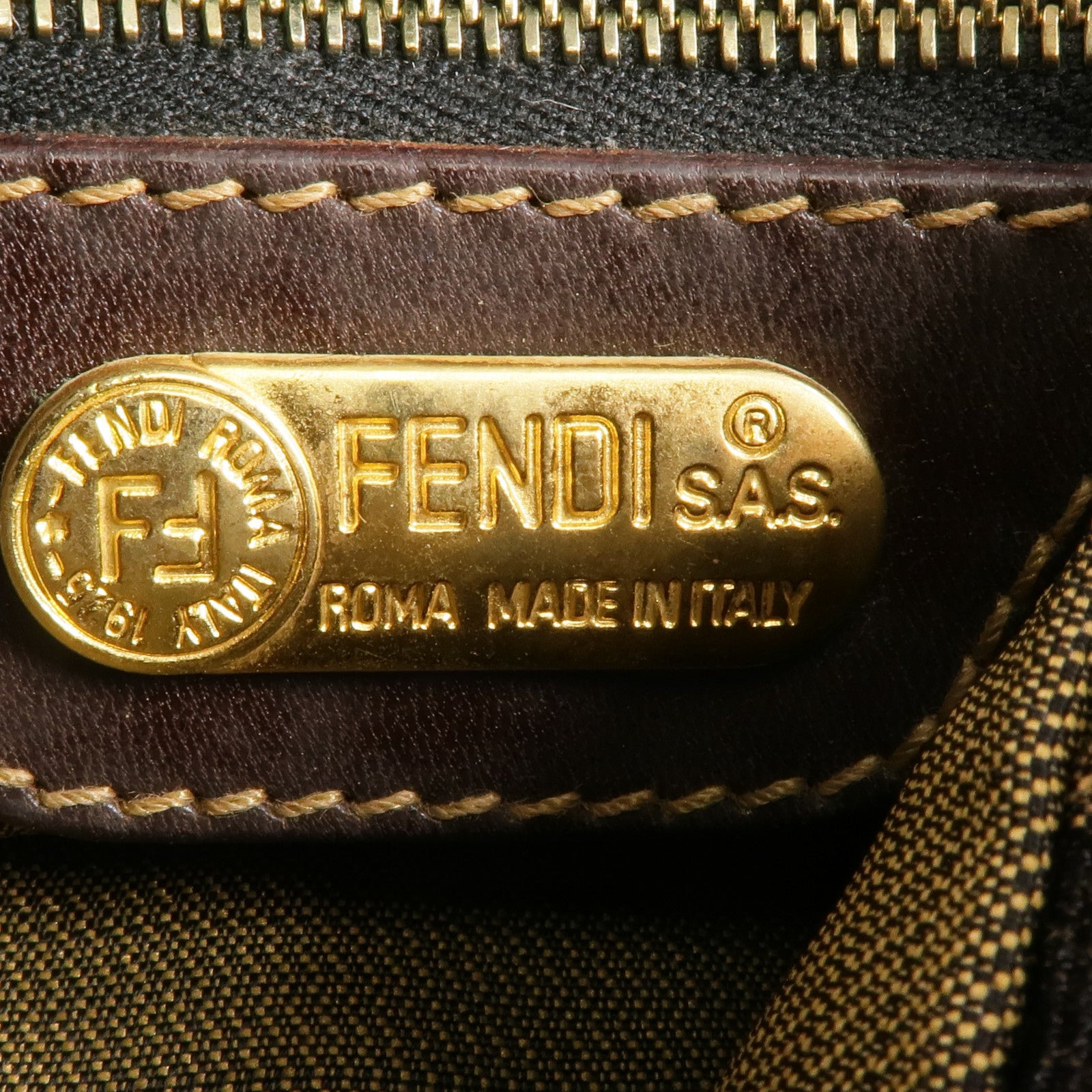 FENDI 帆布Zucchino金扣肩背袋