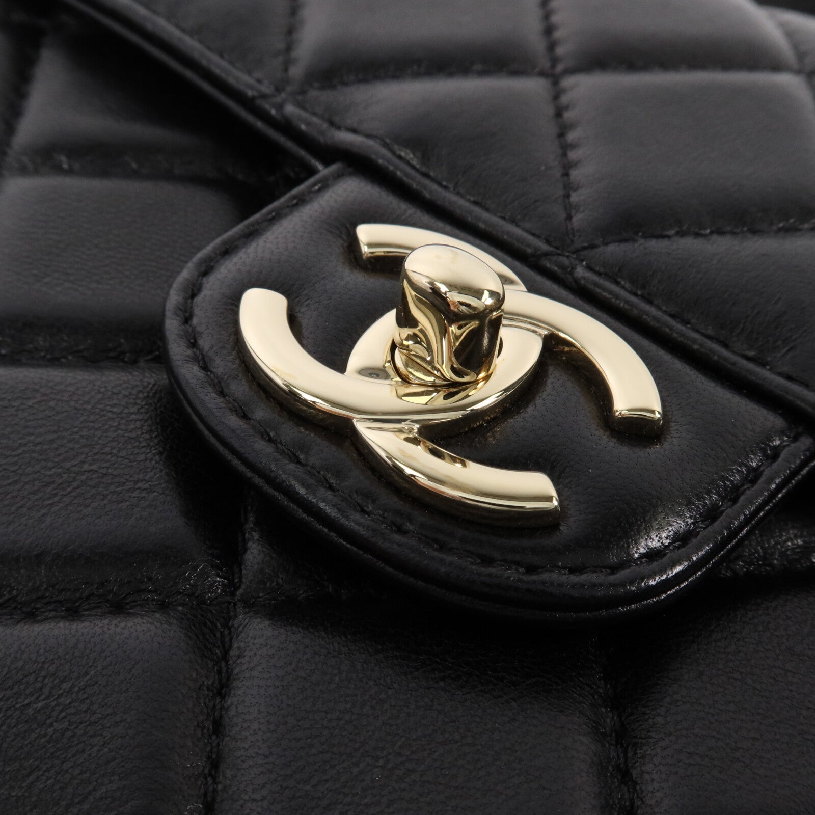 CHANEL 羊皮皮革Top Handle Flap鏈帶肩背袋