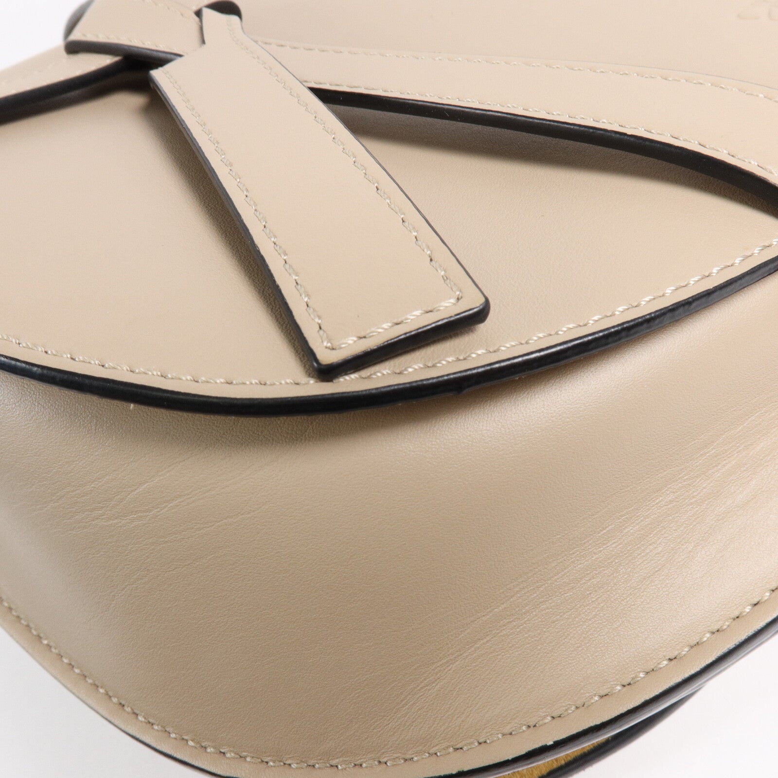 LOEWE 牛皮皮革Gate Small肩背袋