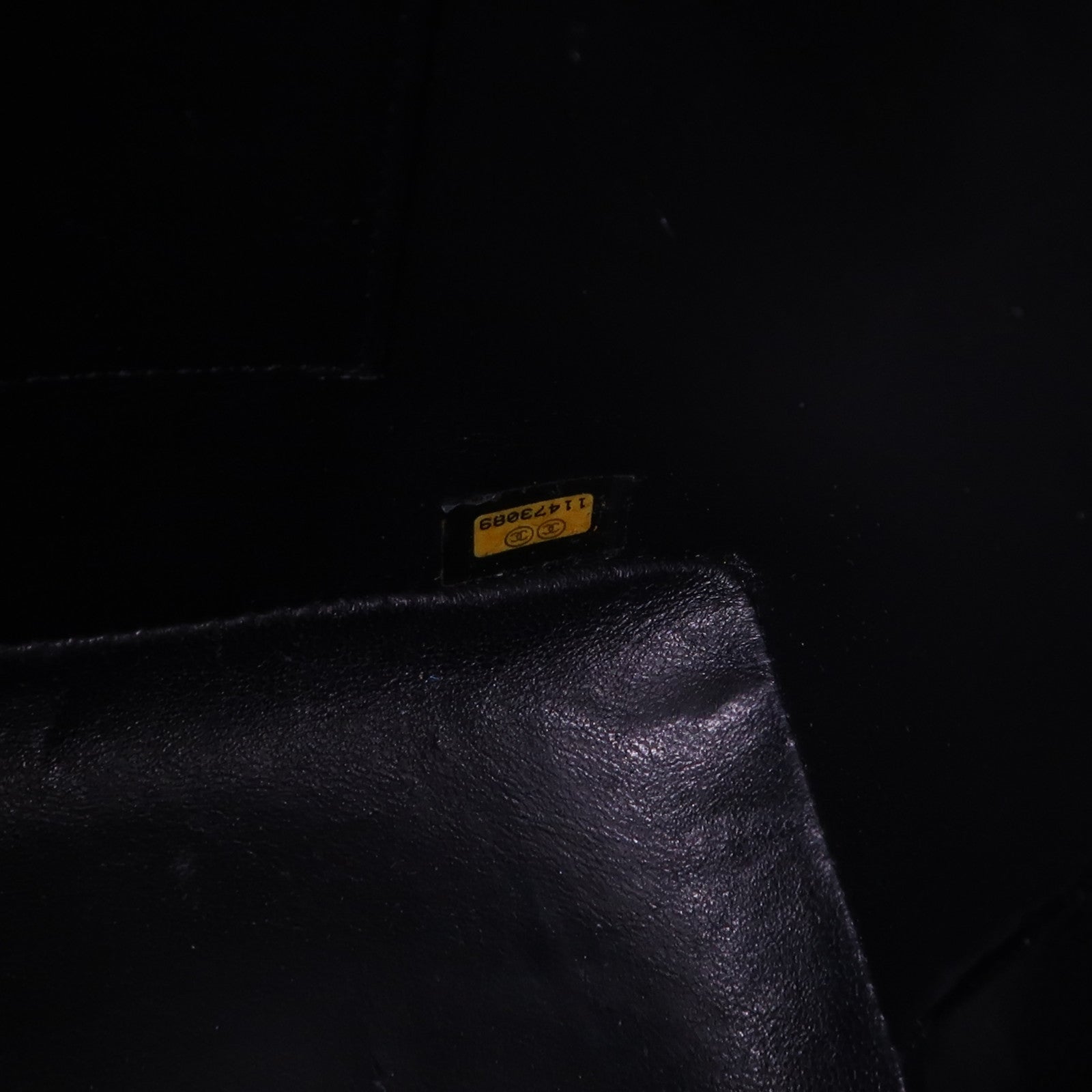 CHANEL 牛皮皮革Handbag金扣手挽袋